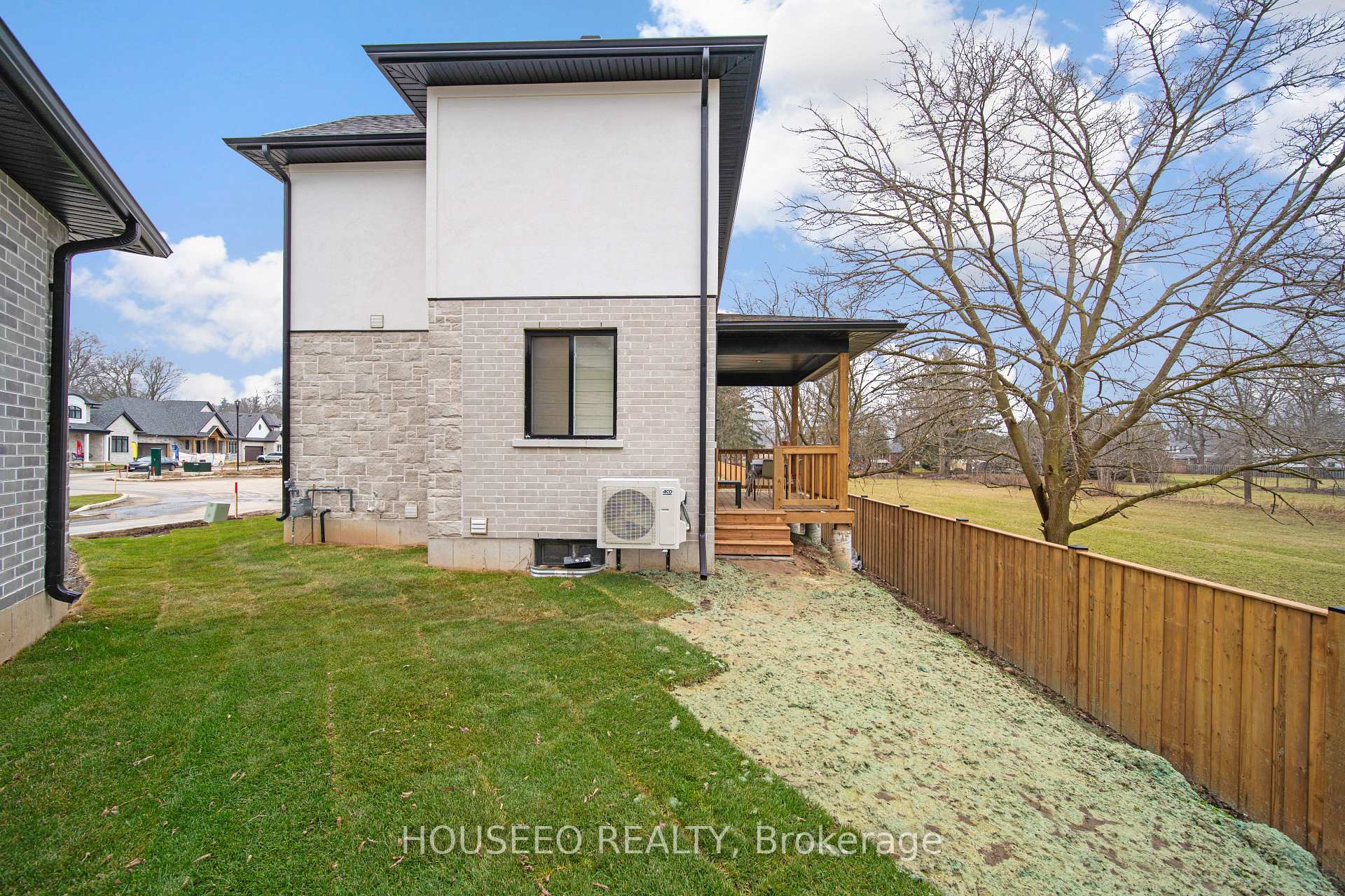 Photo 28 of Unit 13, 242 Mount Pleasant Street, Brant, Brantford Twp — HOMEH