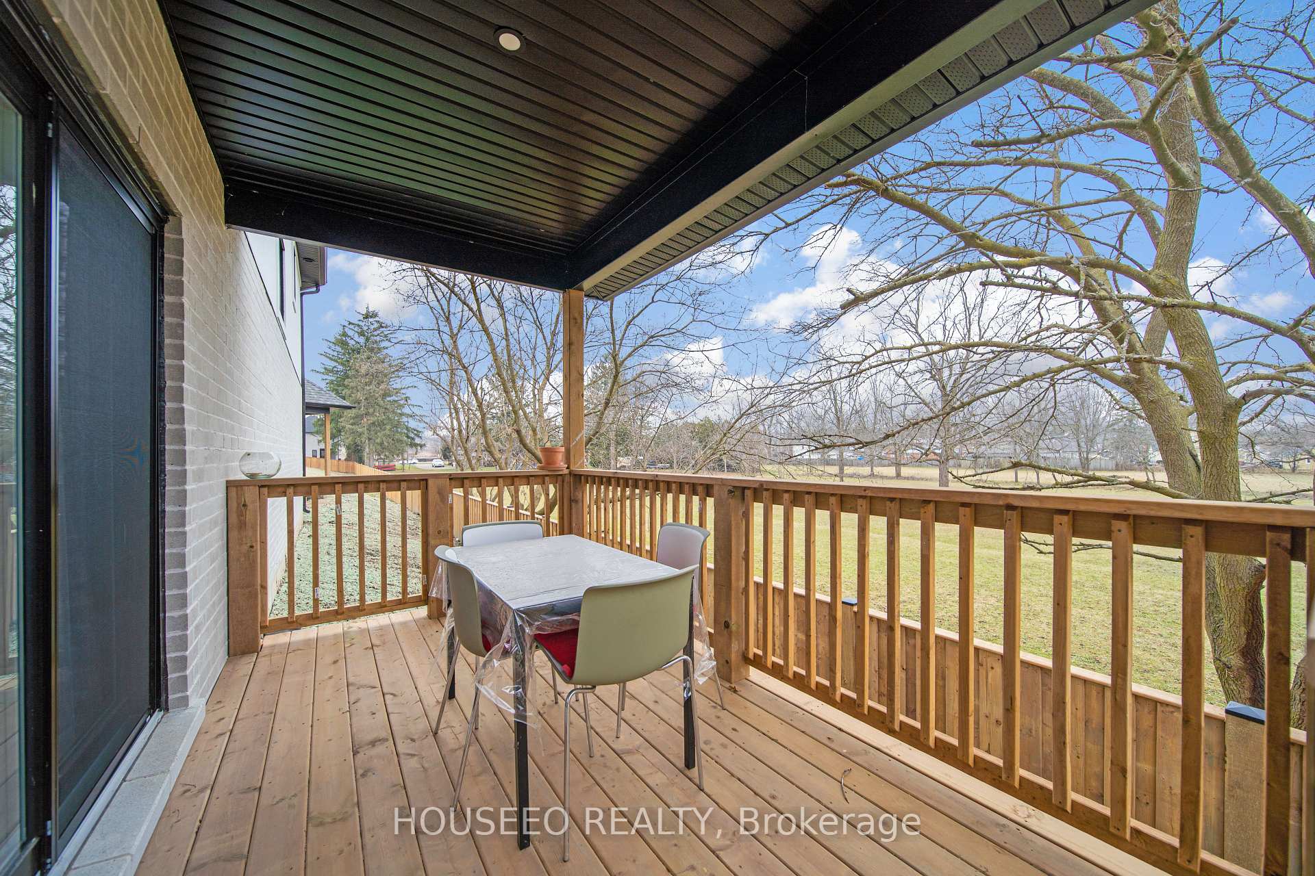 Photo 8 of Unit 13, 242 Mount Pleasant Street, Brant, Brantford Twp — HOMEH