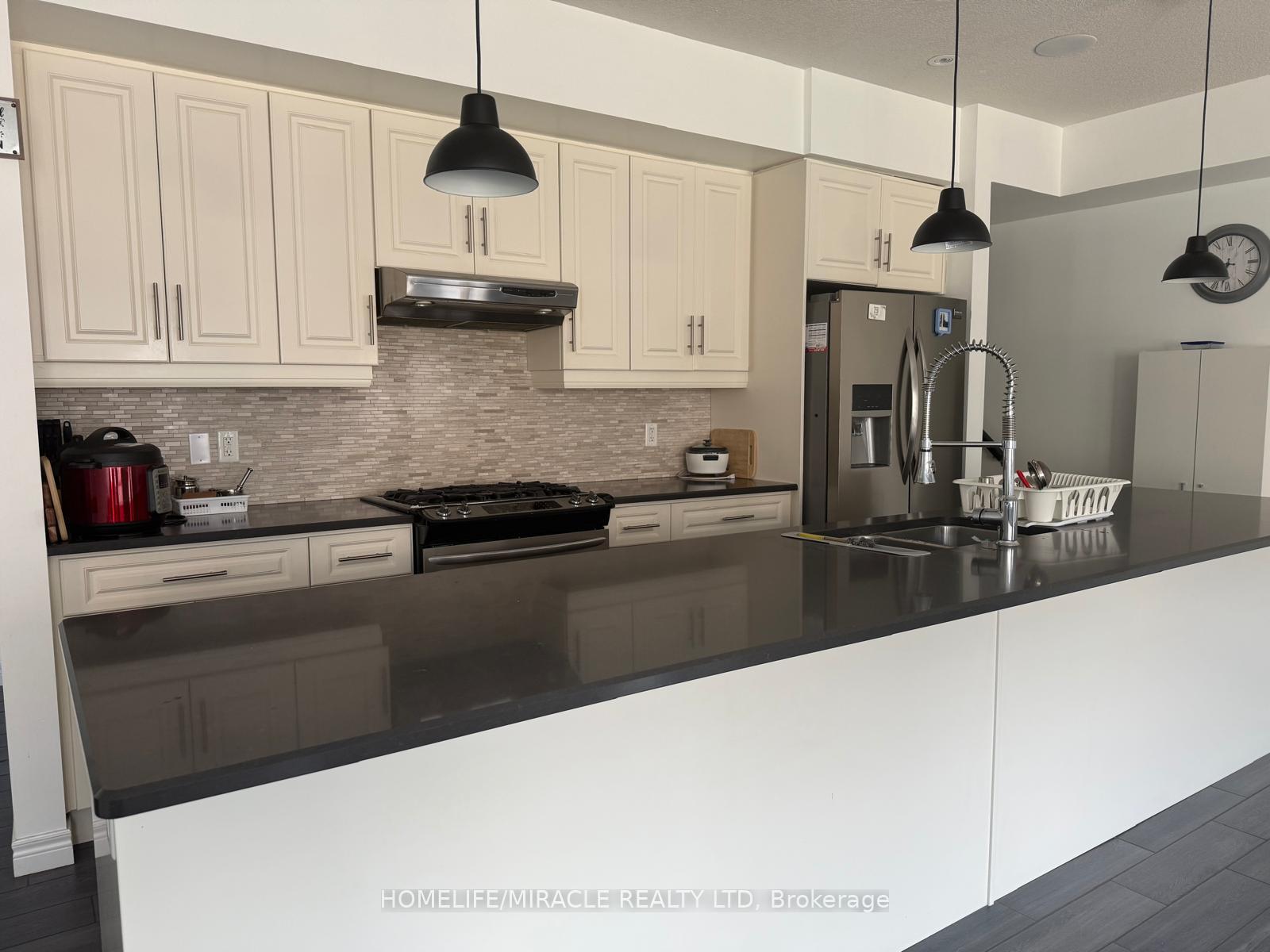 Photo 8 of Unit A7, 70 Willowrun Drive, Kitchener, Idlewood/Lackner Woods — HOMEH