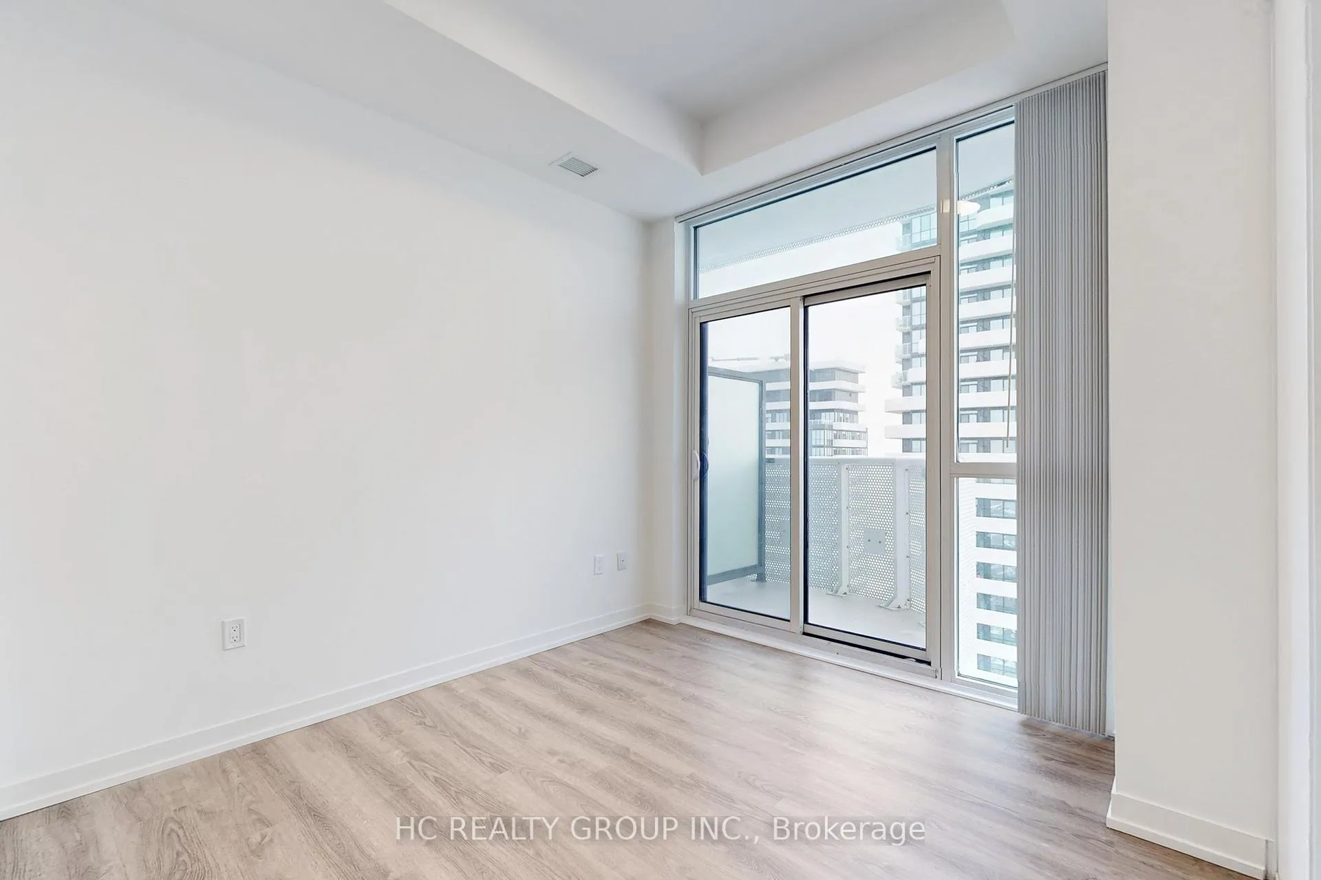 Photo 7 of Unit 4902, 8 Interchange Way, Vaughan, Vaughan Corporate Centre — HOMEH