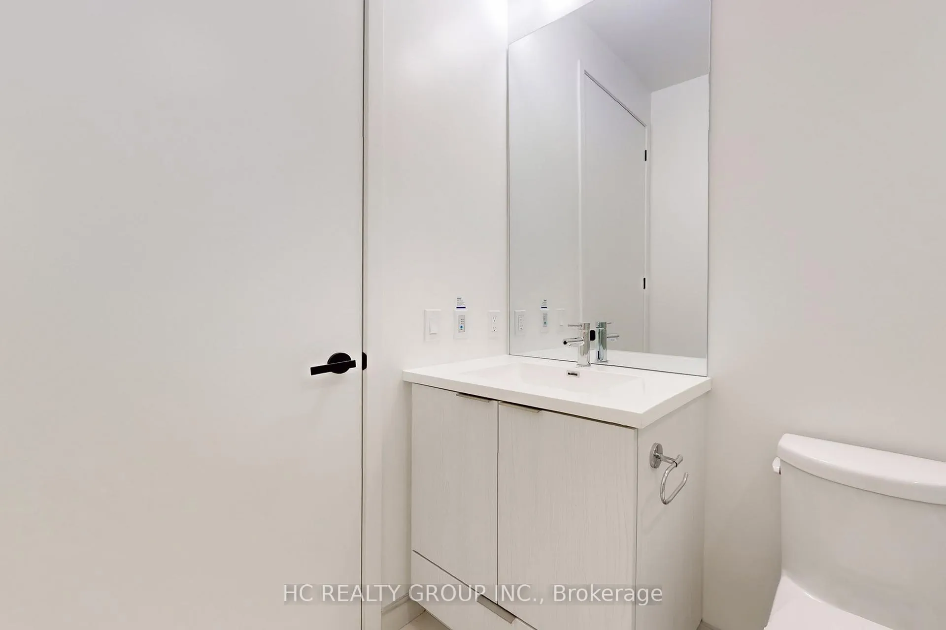 Photo 12 of Unit 4902, 8 Interchange Way, Vaughan, Vaughan Corporate Centre — HOMEH