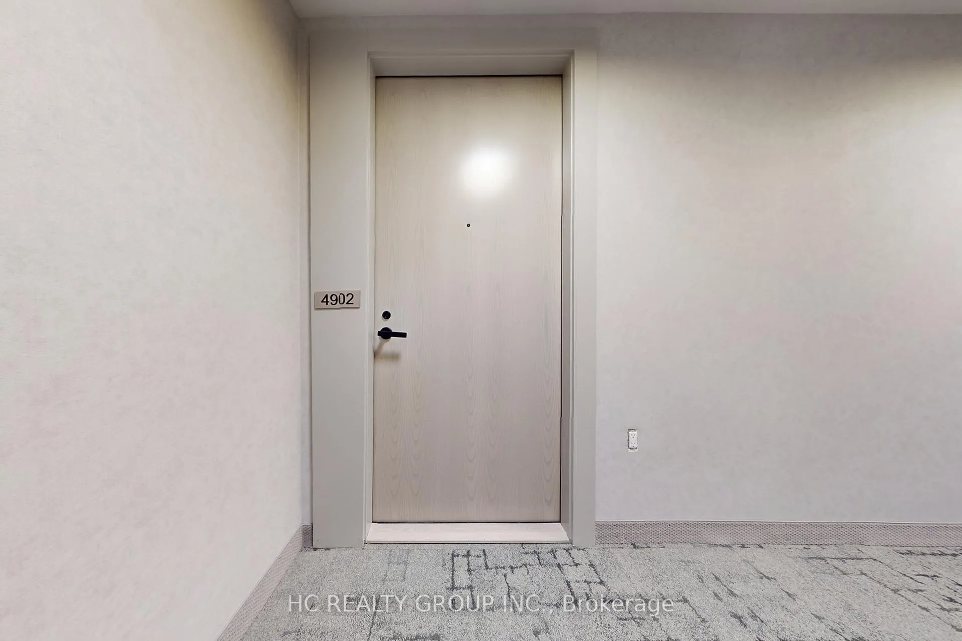 Photo 15 of Unit 4902, 8 Interchange Way, Vaughan, Vaughan Corporate Centre — HOMEH