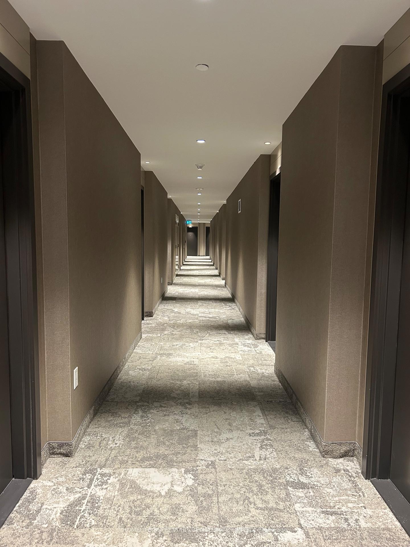 Photo 1 of Unit 721, 10 Honeycrisp Crescent, Vaughan, Vaughan Corporate Centre — HOMEH
