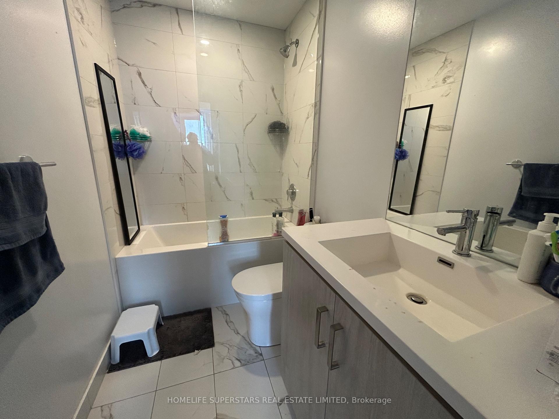 Photo 10 of Unit 721, 10 Honeycrisp Crescent, Vaughan, Vaughan Corporate Centre — HOMEH