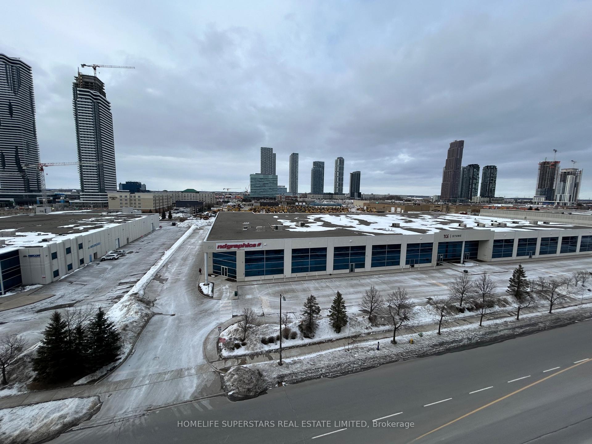 Photo 15 of Unit 721, 10 Honeycrisp Crescent, Vaughan, Vaughan Corporate Centre — HOMEH