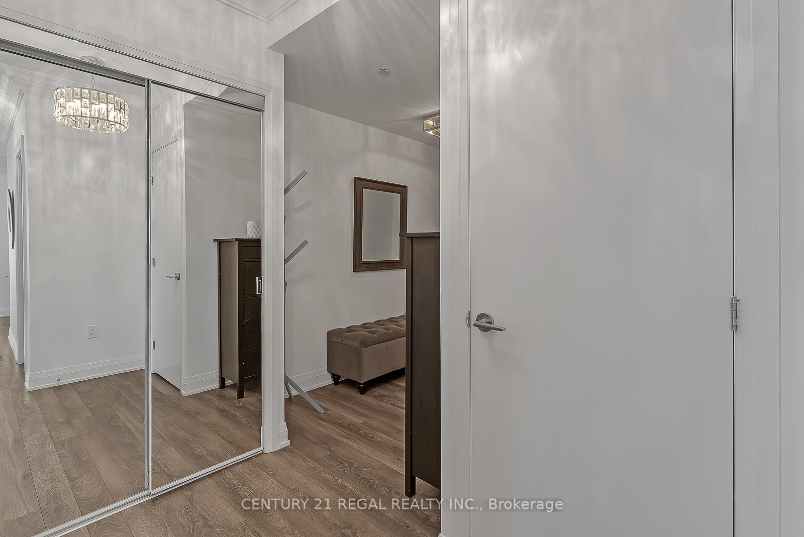 Photo 4 of Unit 514, 4800 Highway 7, Vaughan, West Woodbridge — HOMEH