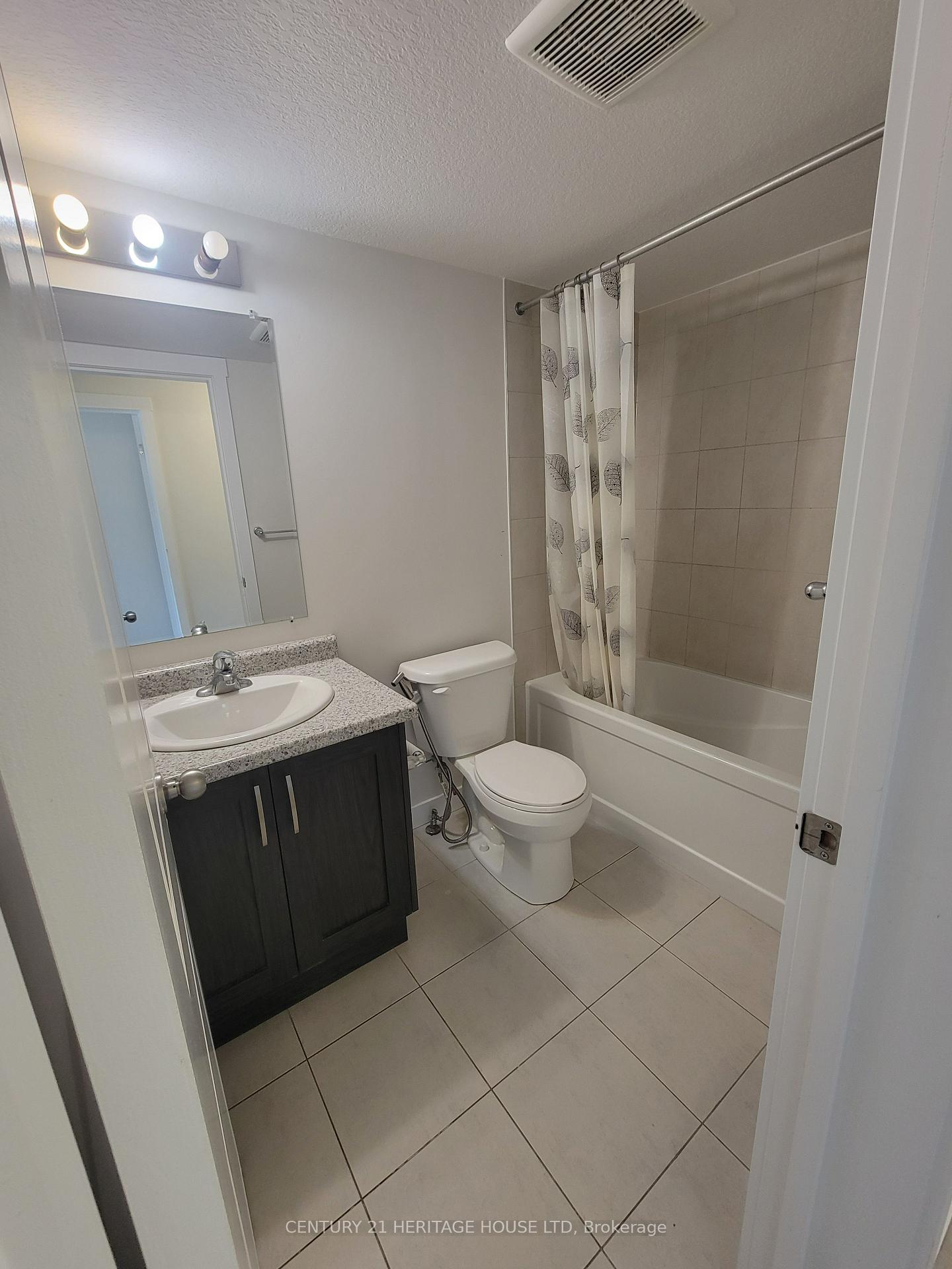 Photo 10 of Unit A, 164 Rochefort Street, Kitchener — HOMEH
