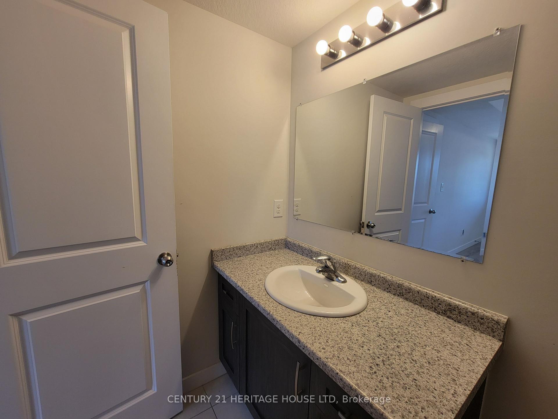 Photo 18 of Unit A, 164 Rochefort Street, Kitchener — HOMEH