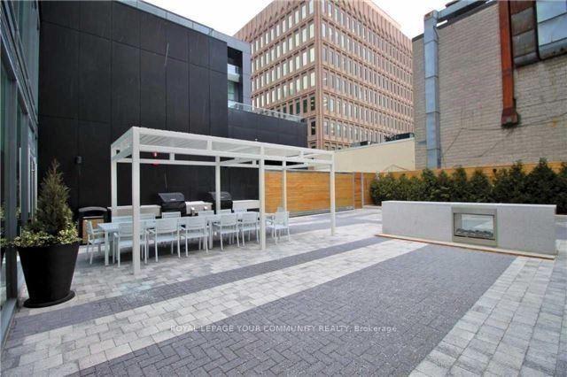 Photo 5 of Unit 1401, 30 Roehampton Avenue, Toronto, Mount Pleasant West — HOMEH