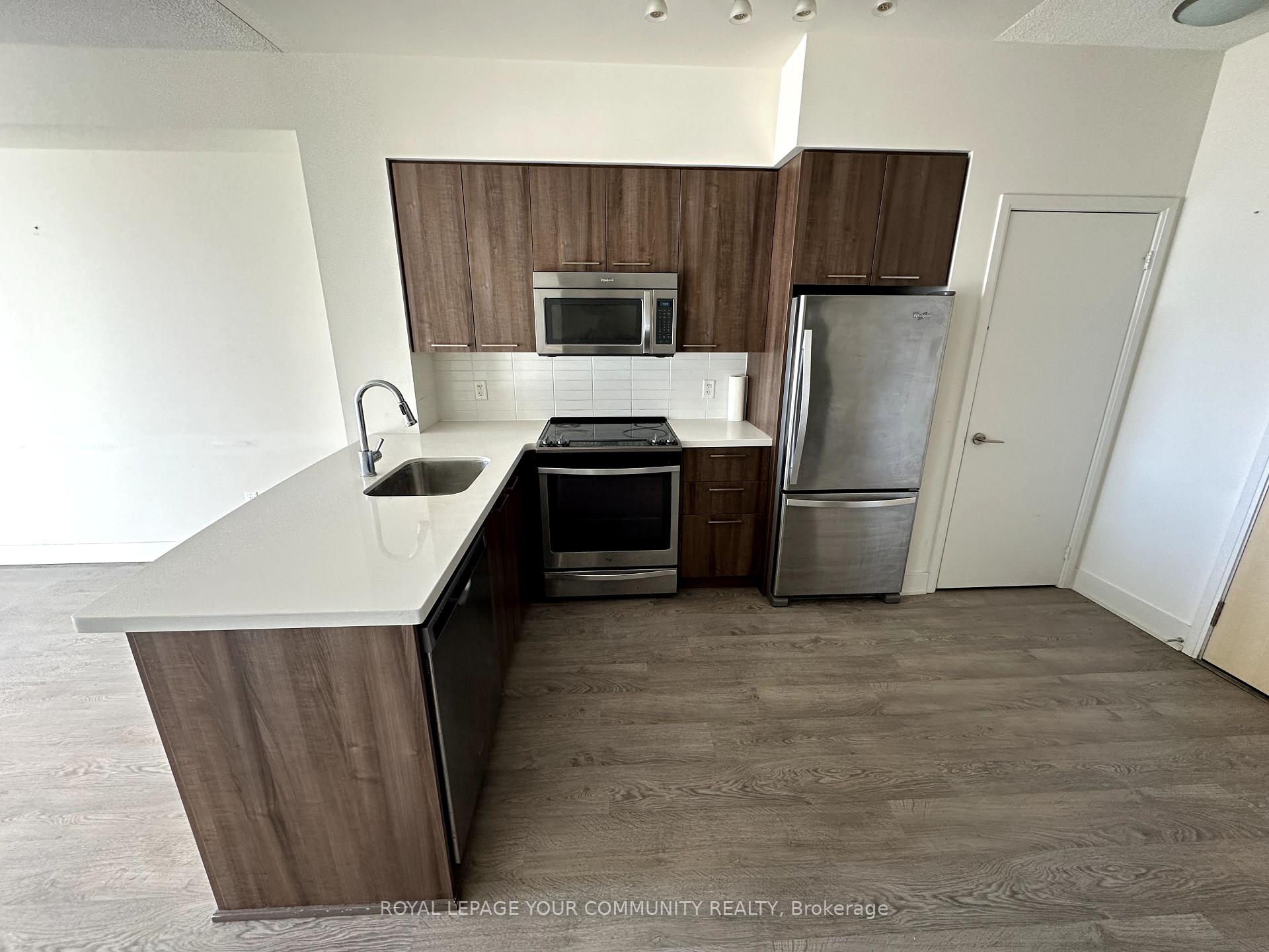 Photo 11 of Unit 1401, 30 Roehampton Avenue, Toronto, Mount Pleasant West — HOMEH