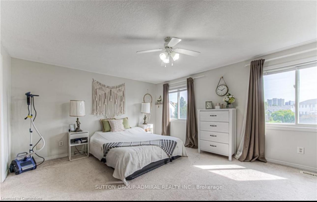 Photo 12 of Unit 28, 42 Green Valley Drive, Kitchener — HOMEH