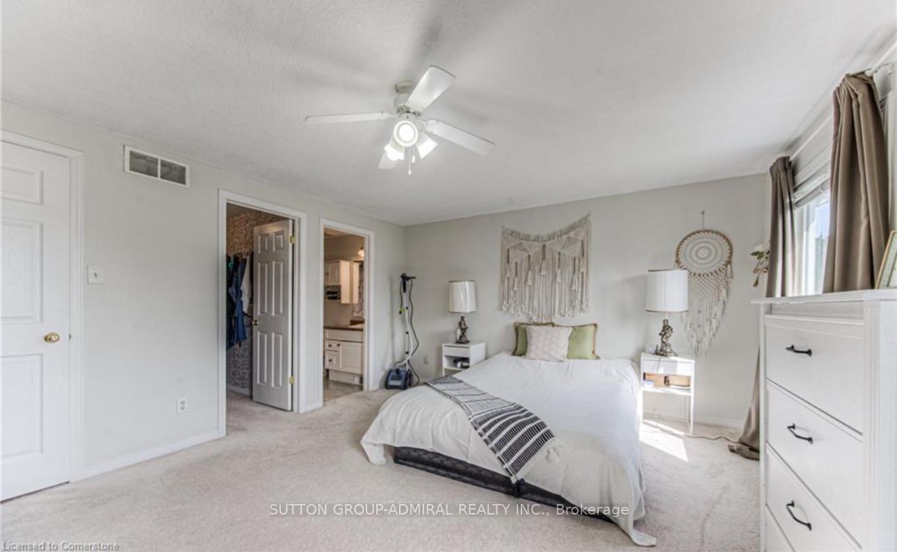 Photo 13 of Unit 28, 42 Green Valley Drive, Kitchener — HOMEH