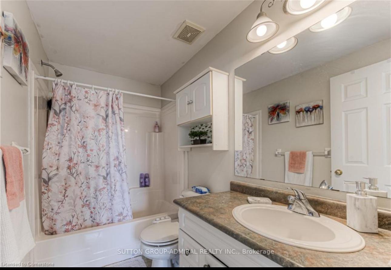 Photo 14 of Unit 28, 42 Green Valley Drive, Kitchener — HOMEH