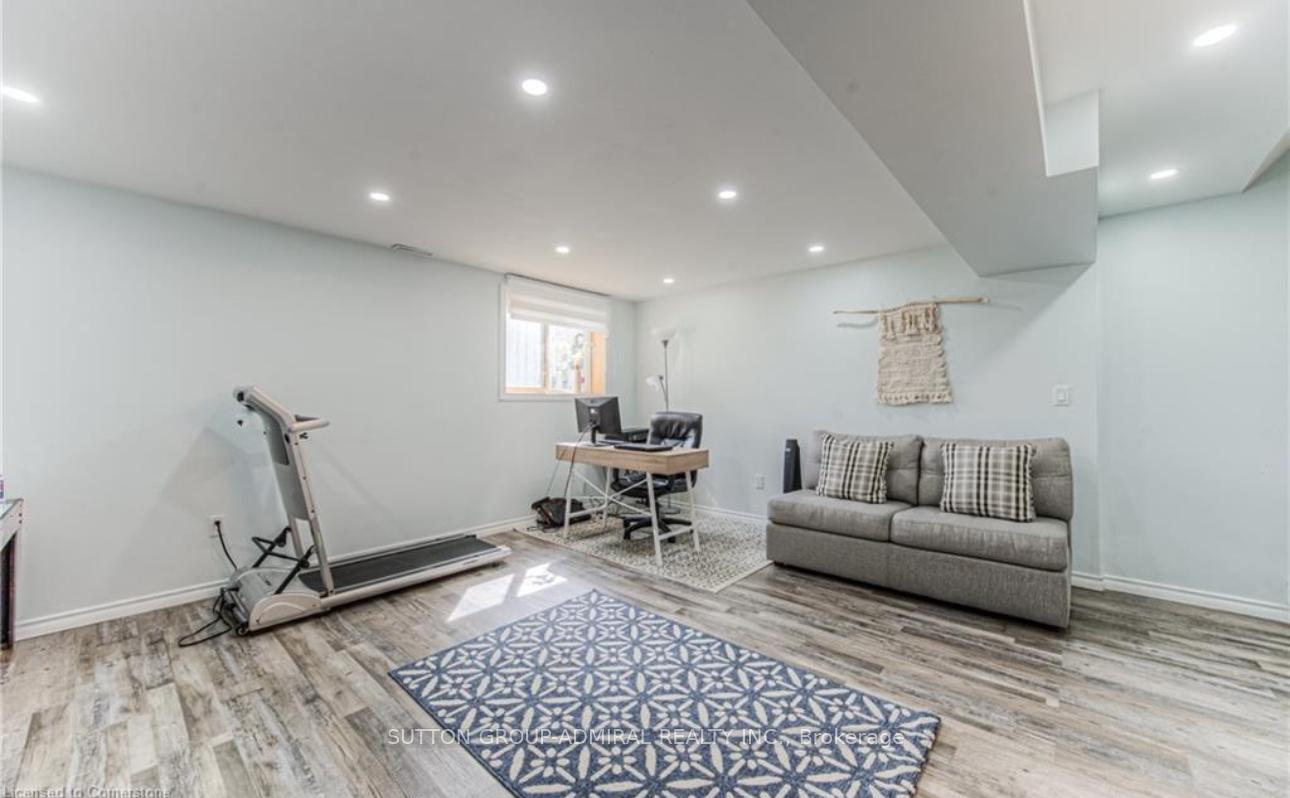 Photo 16 of Unit 28, 42 Green Valley Drive, Kitchener — HOMEH