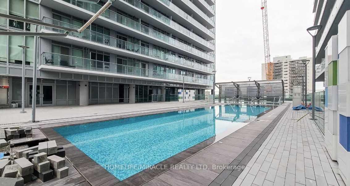 Photo 4 of Unit Lph14, 195 Redpath Avenue, Toronto, Mount Pleasant West — HOMEH