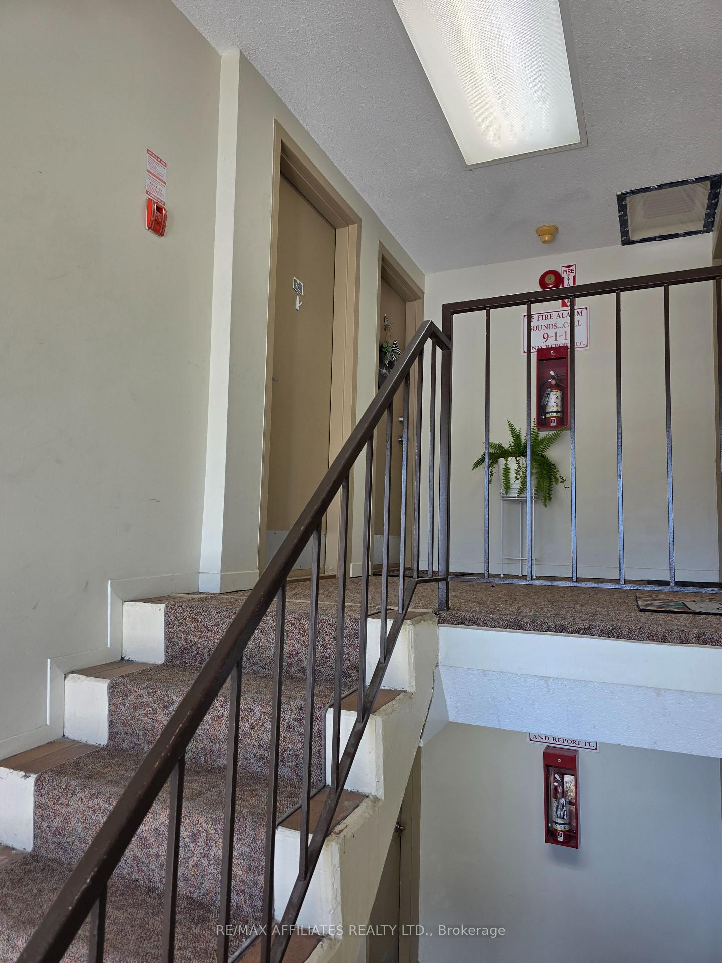 Photo 2 of Unit 301, 26 Pearl Street, Smiths Falls — HOMEH