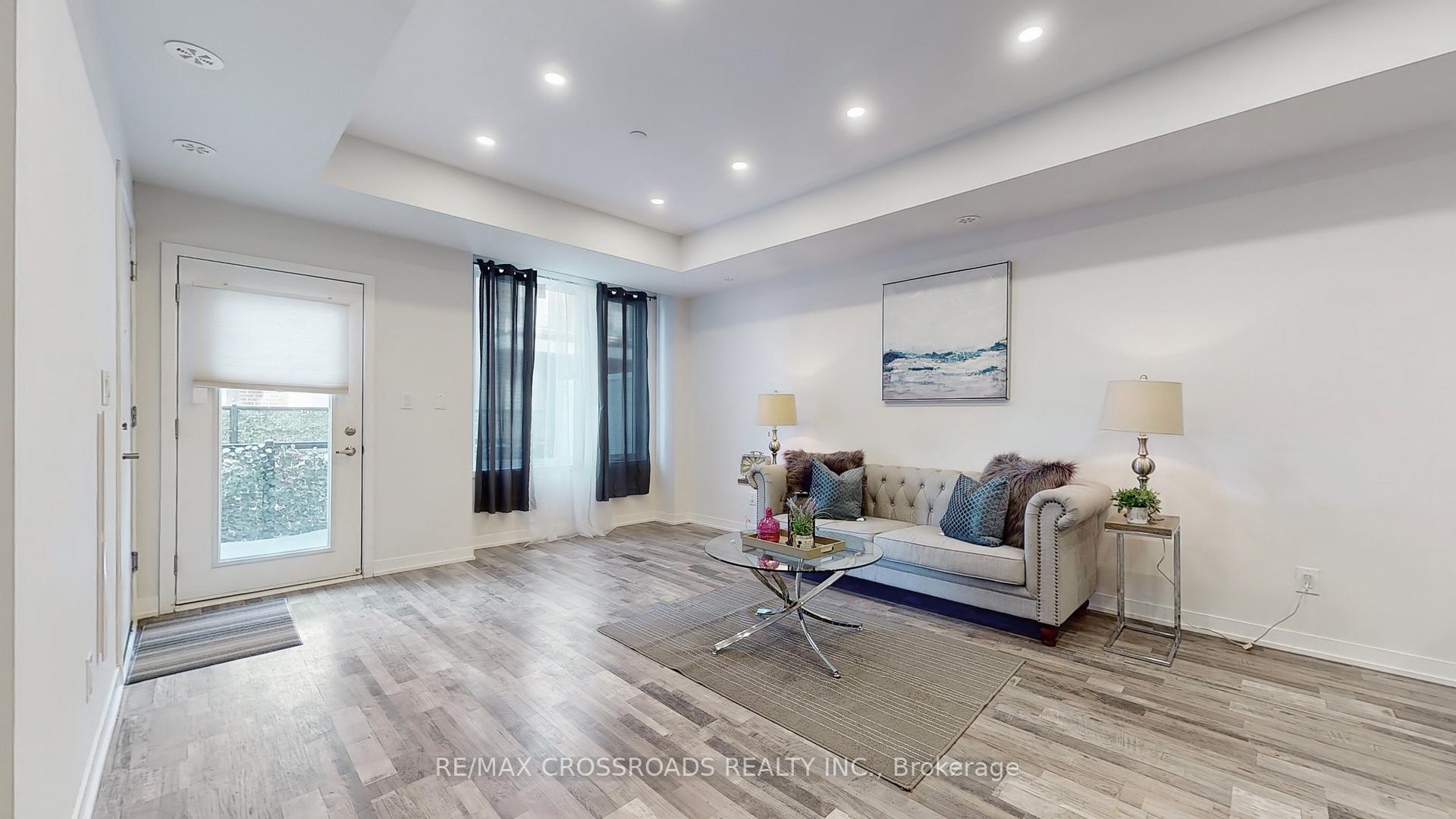 Photo 4 of Unit 115, 1460 Whites Road, Pickering, Woodlands — HOMEH