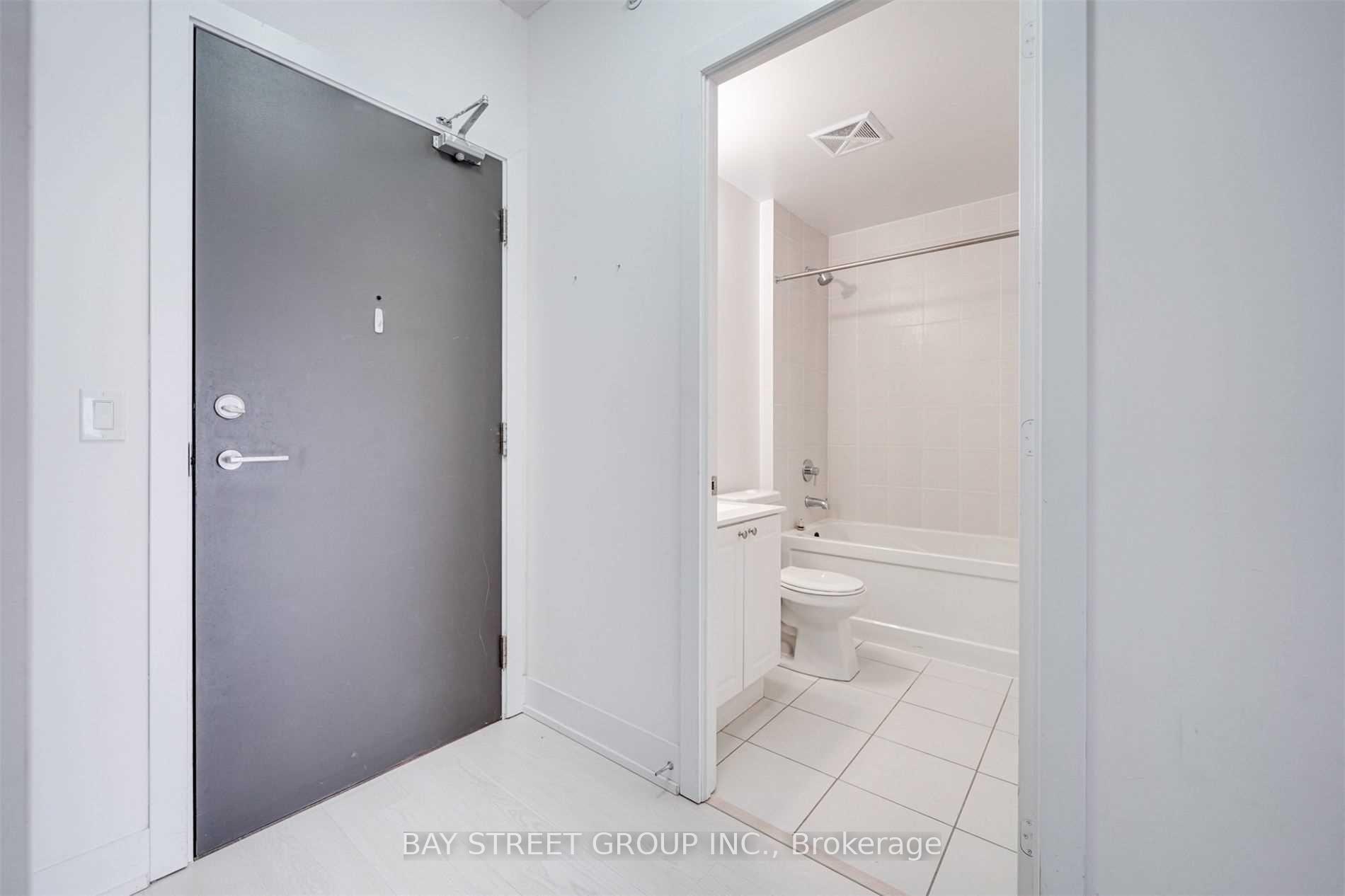 Photo 13 of Unit 615, 68 Merton Street, Toronto, Mount Pleasant West — HOMEH