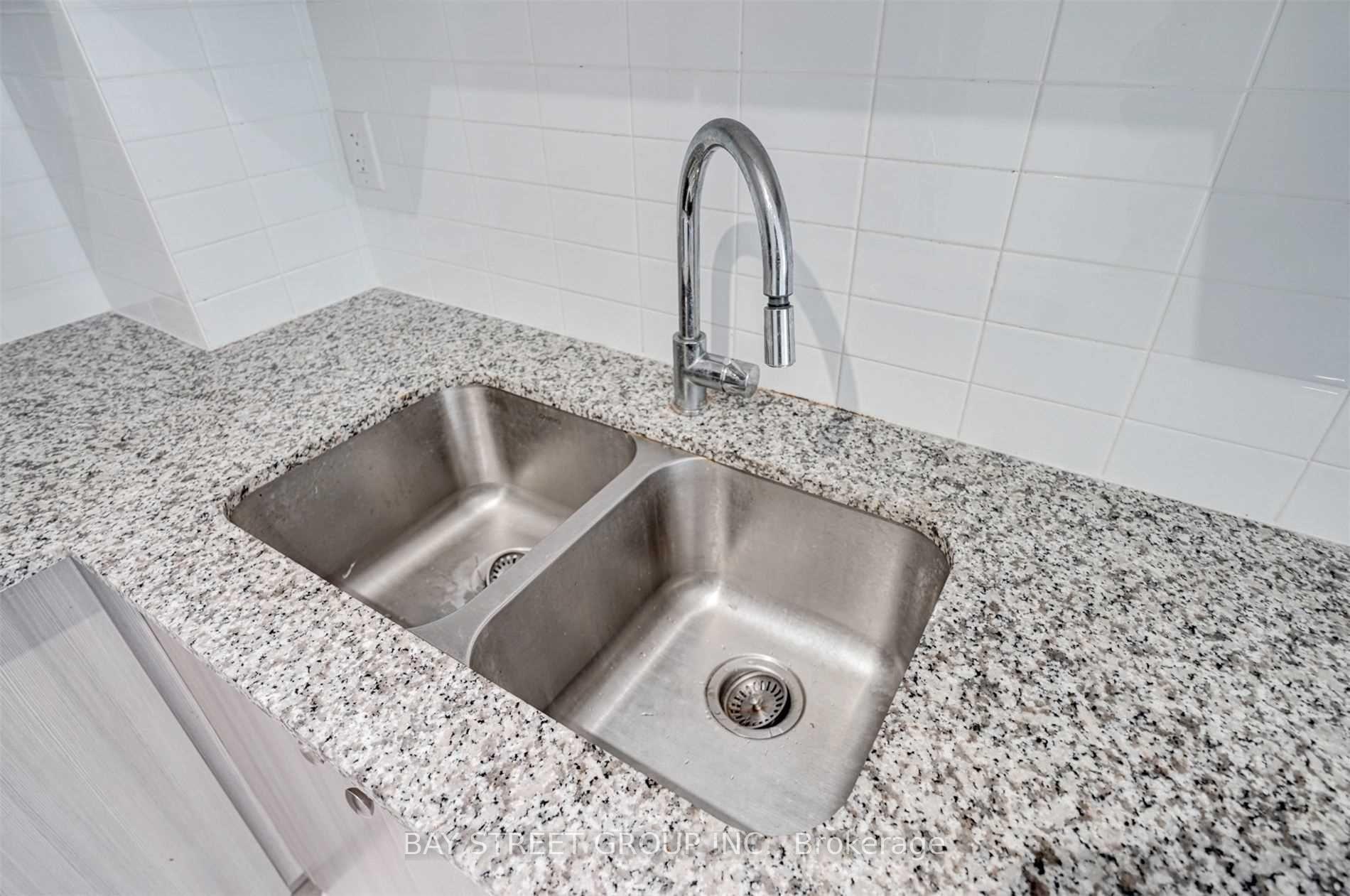 Photo 26 of Unit 615, 68 Merton Street, Toronto, Mount Pleasant West — HOMEH