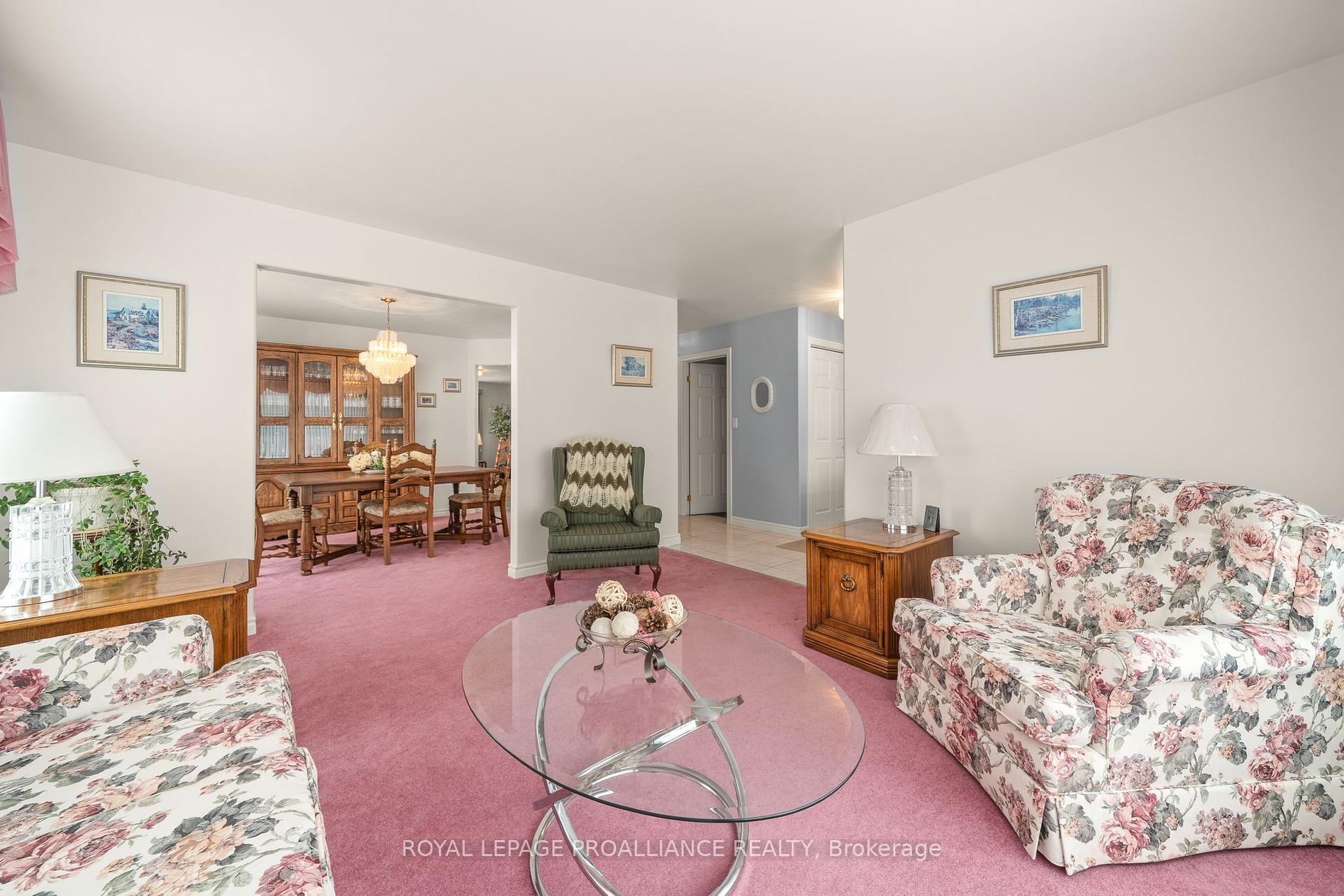 Photo 6 of 21 Grosvenor Drive, Belleville, Belleville Ward — HOMEH