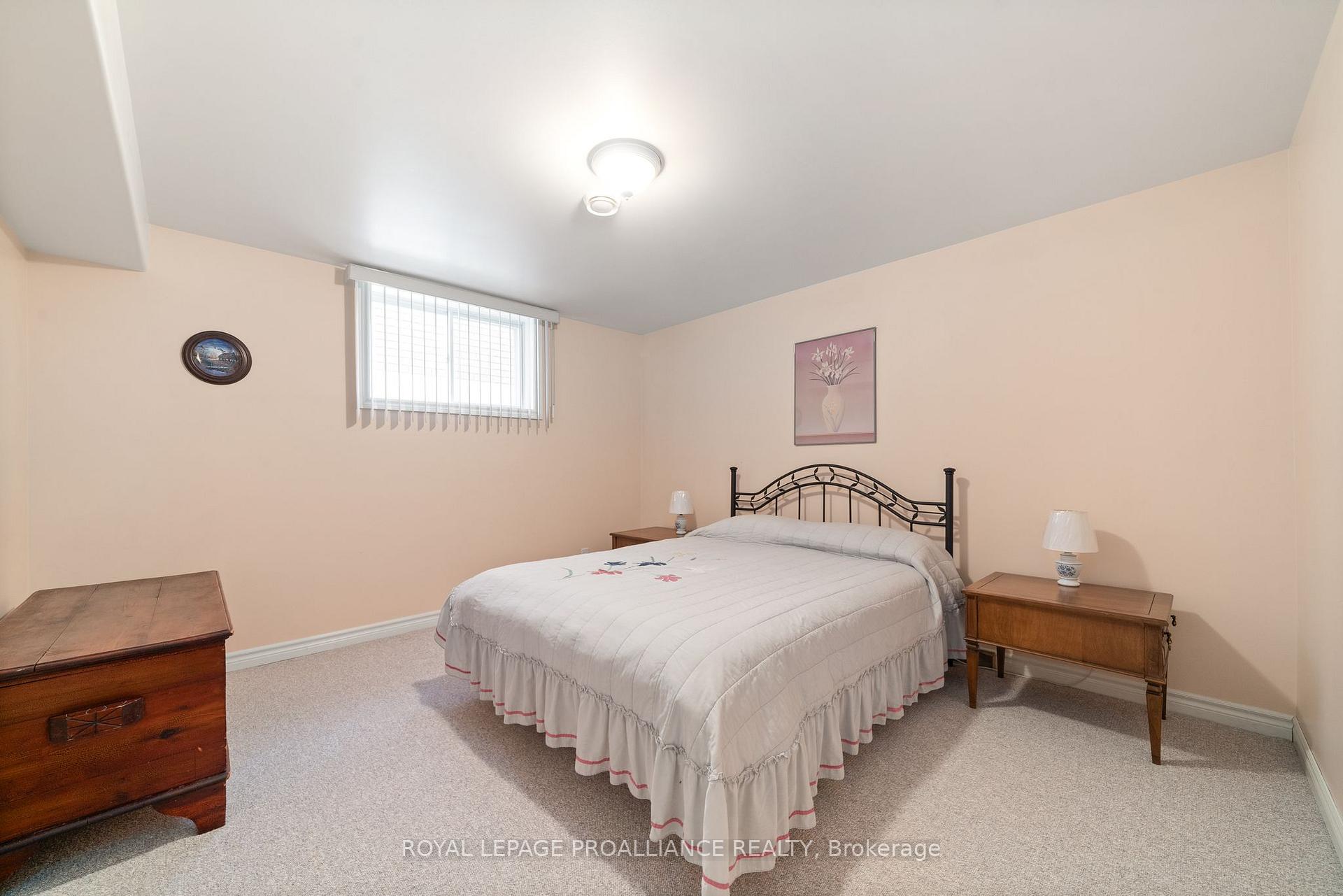 Photo 31 of 21 Grosvenor Drive, Belleville, Belleville Ward — HOMEH