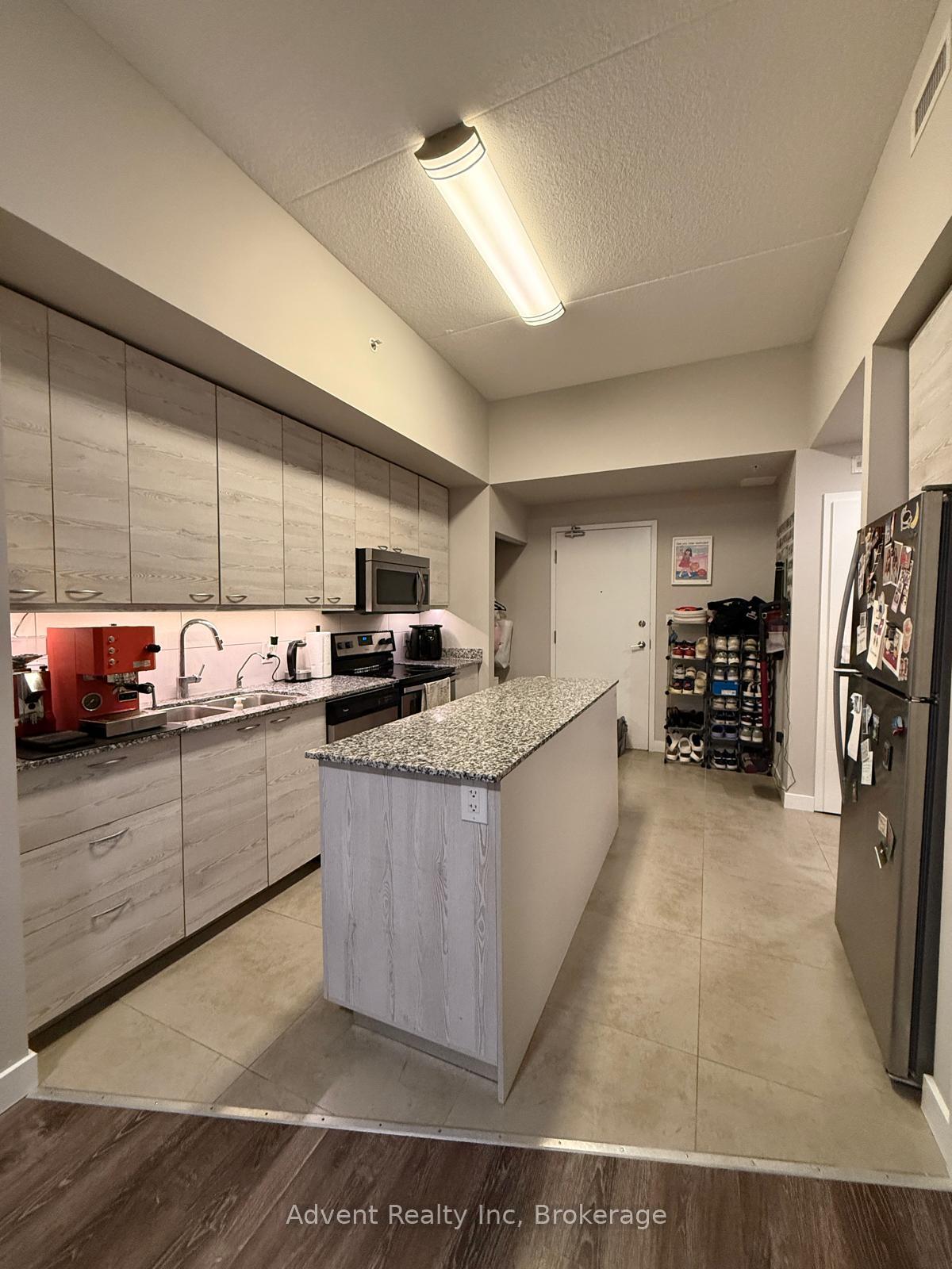 Photo 2 of Unit 821, 280 Lester Street, Waterloo, Beechwood/University — HOMEH