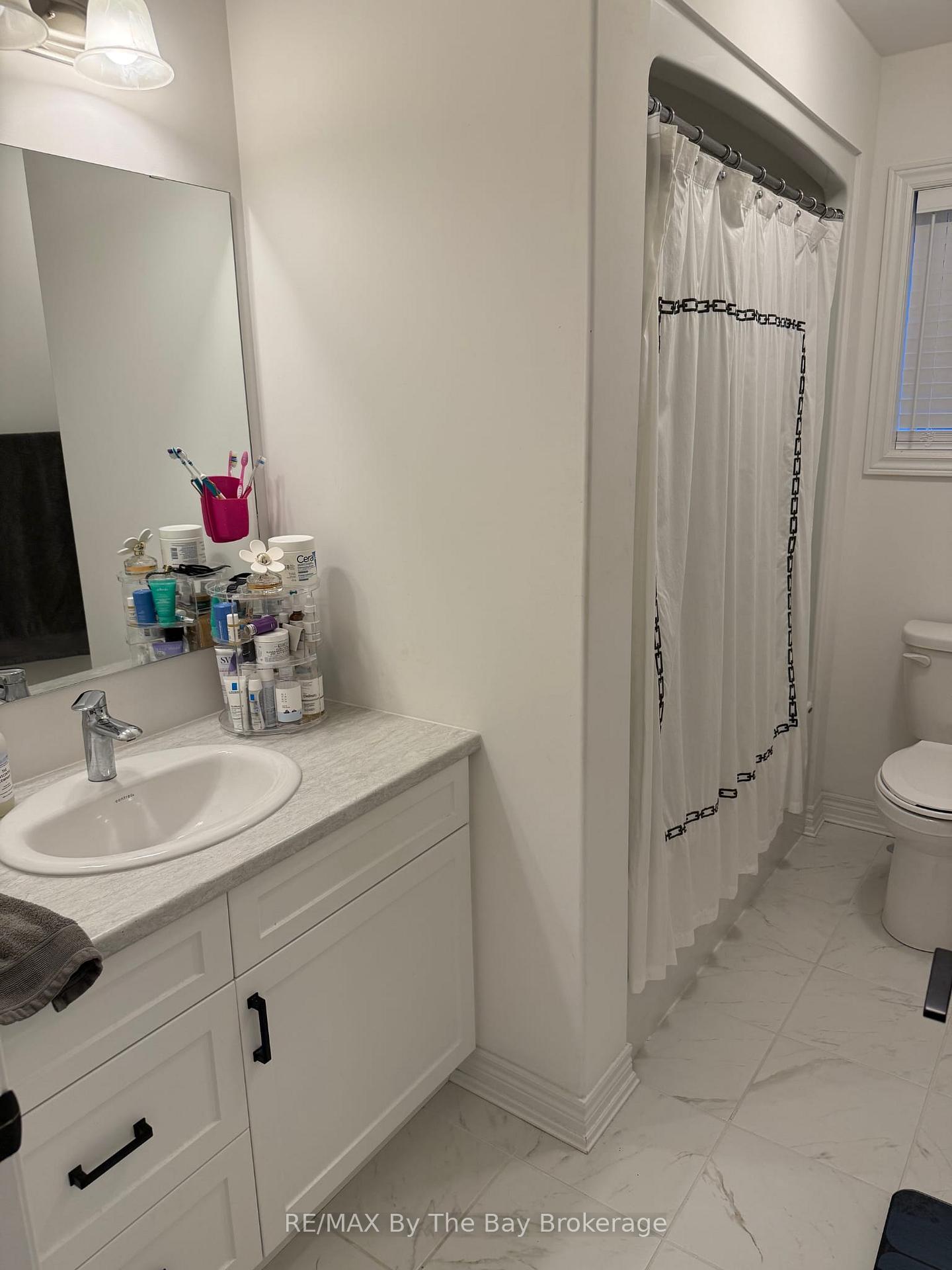 Photo 10 of 112 Archer Avenue, Collingwood — HOMEH