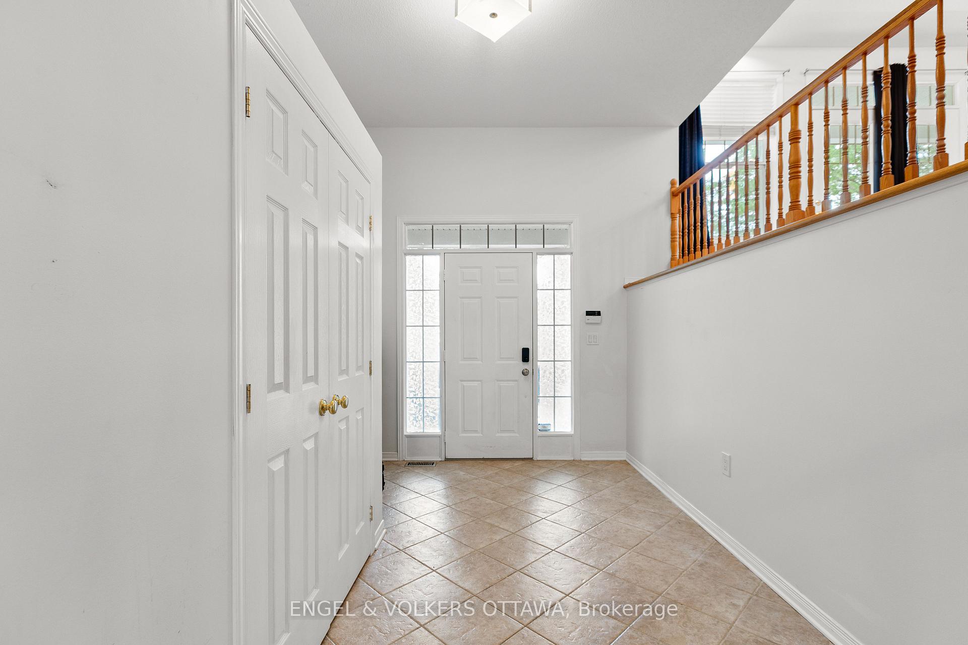 Photo 2 of 271 Berrigan Drive, Ottawa, Barrhaven - Longfields — HOMEH
