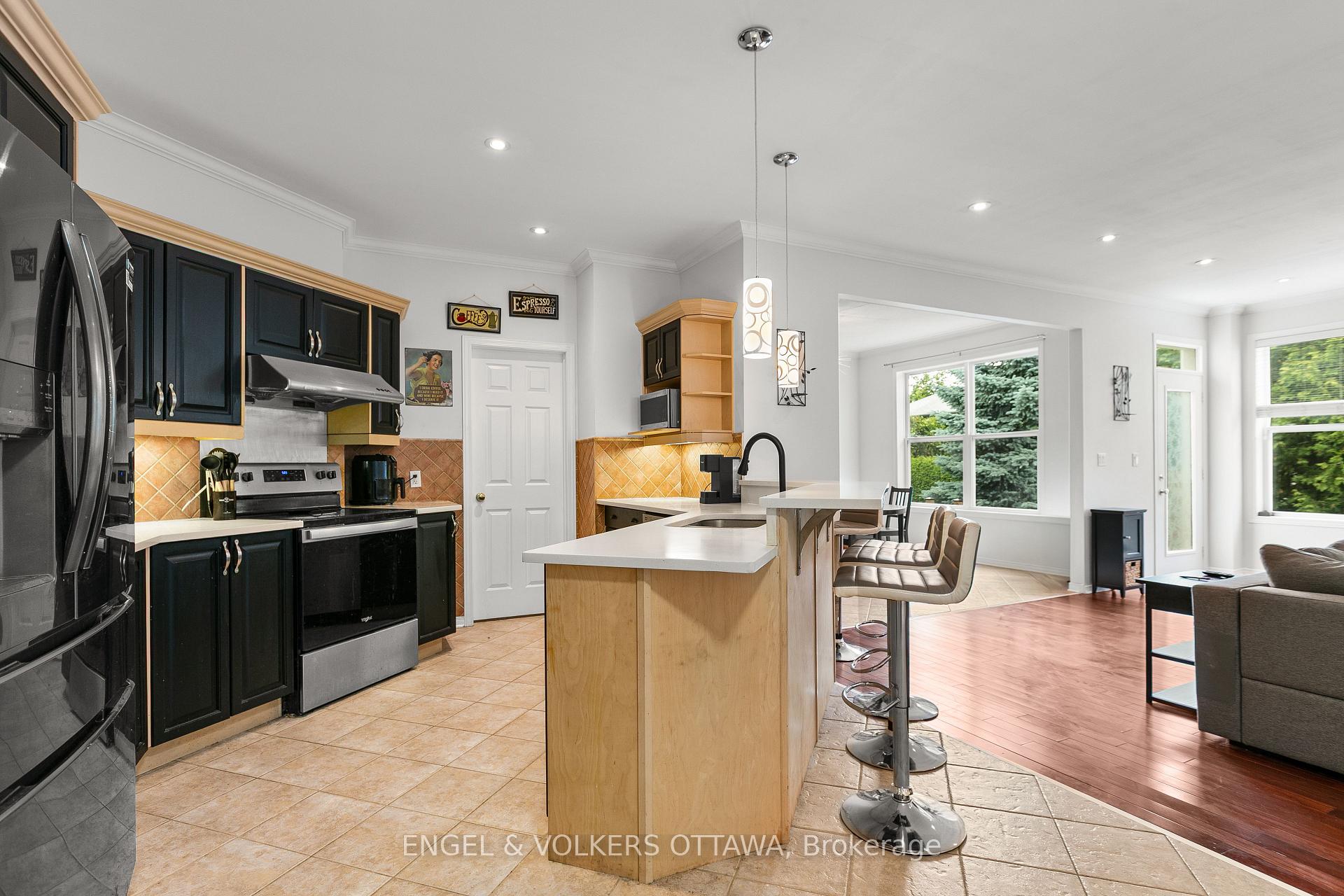 Photo 4 of 271 Berrigan Drive, Ottawa, Barrhaven - Longfields — HOMEH