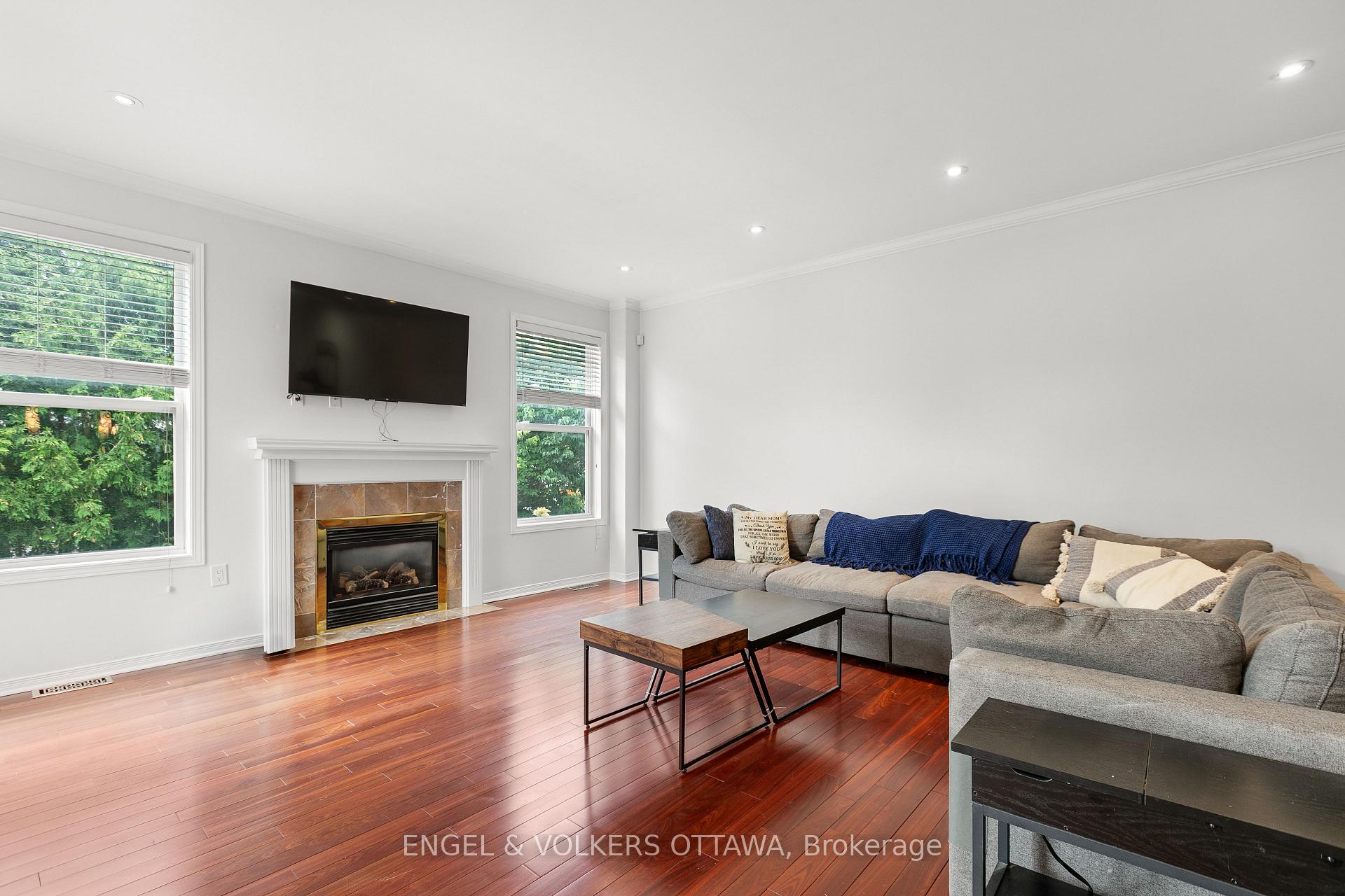 Photo 9 of 271 Berrigan Drive, Ottawa, Barrhaven - Longfields — HOMEH