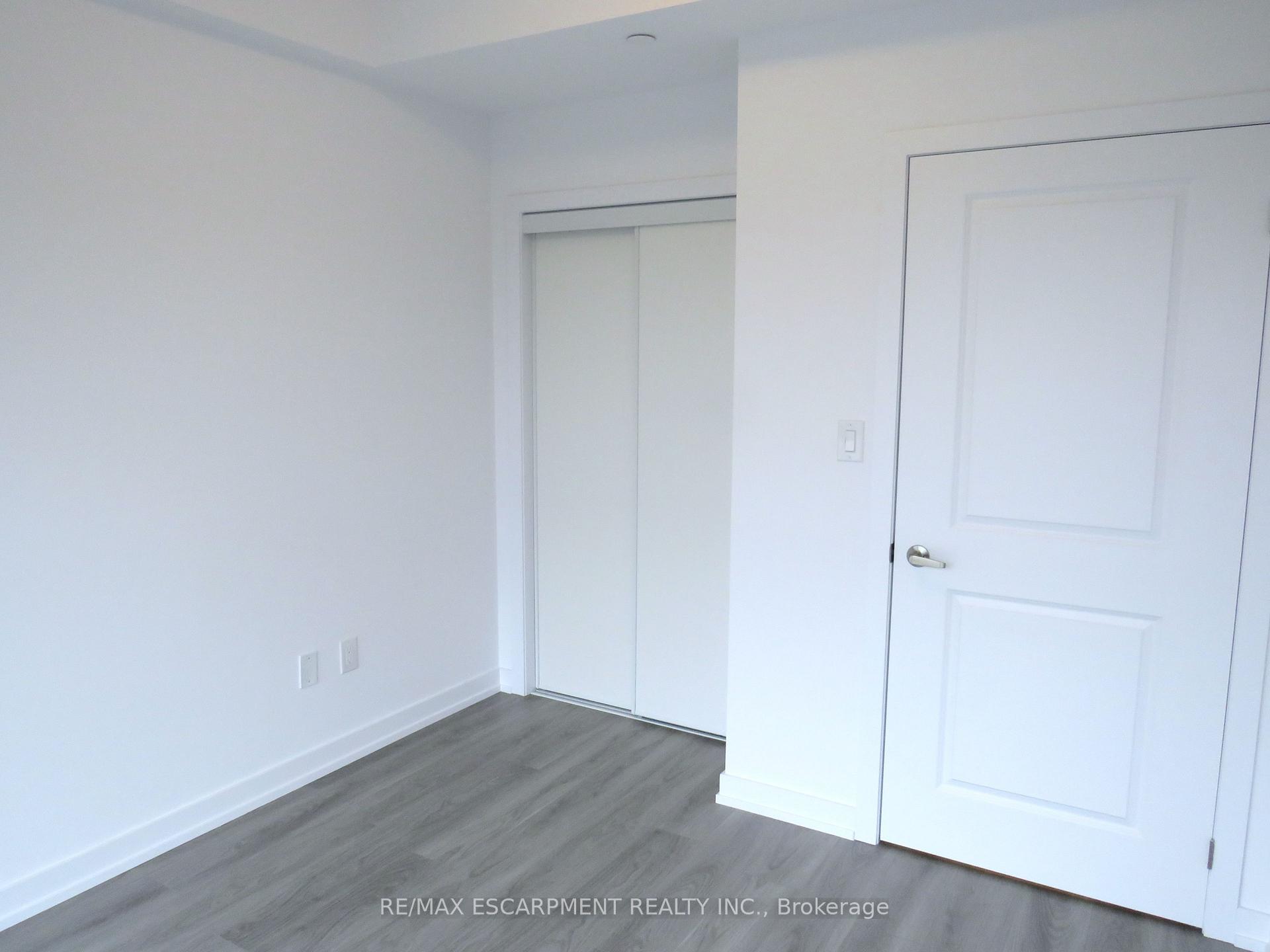 Photo 15 of Unit 305, 470 Dundas Street E, Hamilton, Waterdown — HOMEH