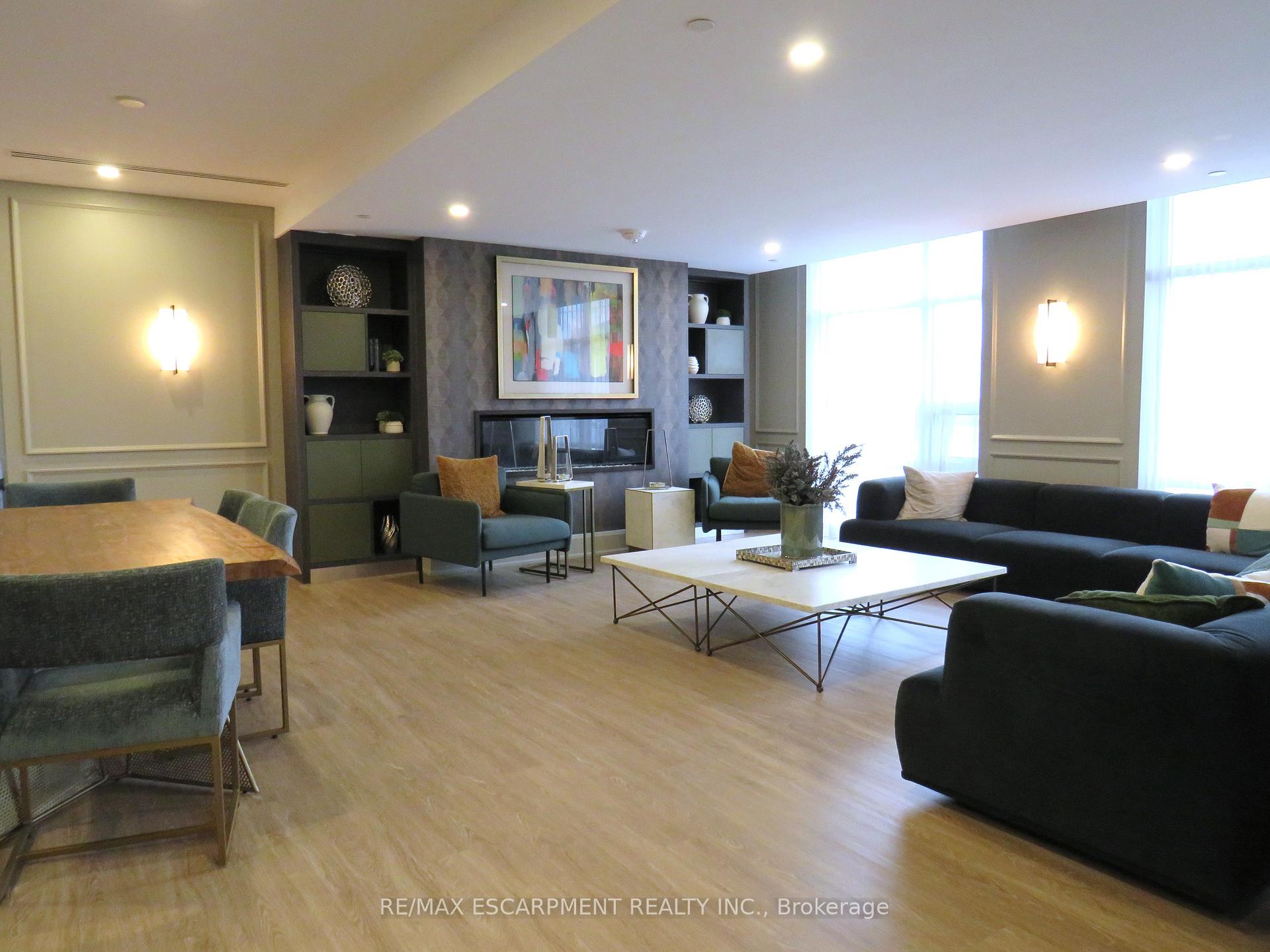 Photo 19 of Unit 305, 470 Dundas Street E, Hamilton, Waterdown — HOMEH