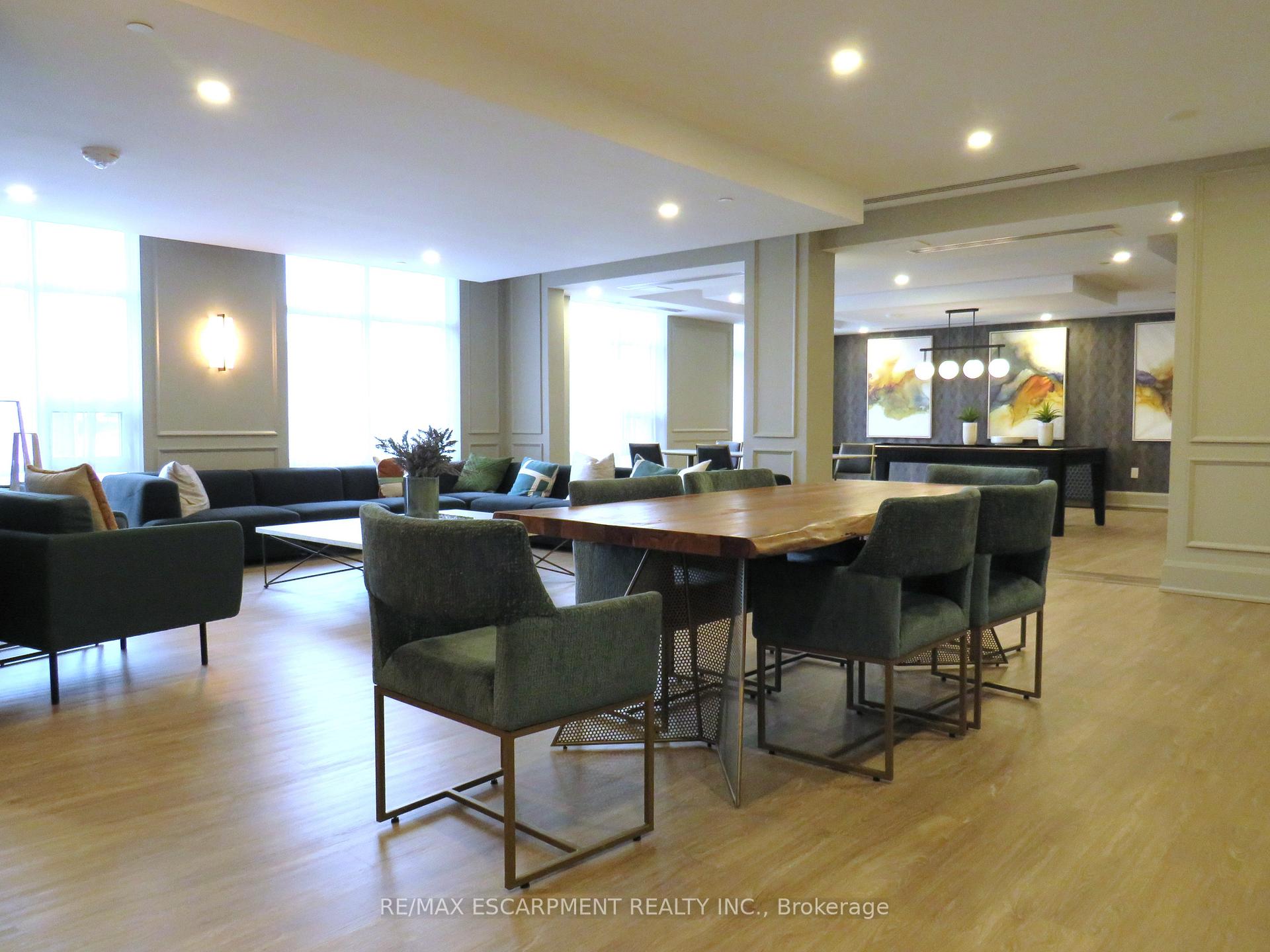 Photo 20 of Unit 305, 470 Dundas Street E, Hamilton, Waterdown — HOMEH