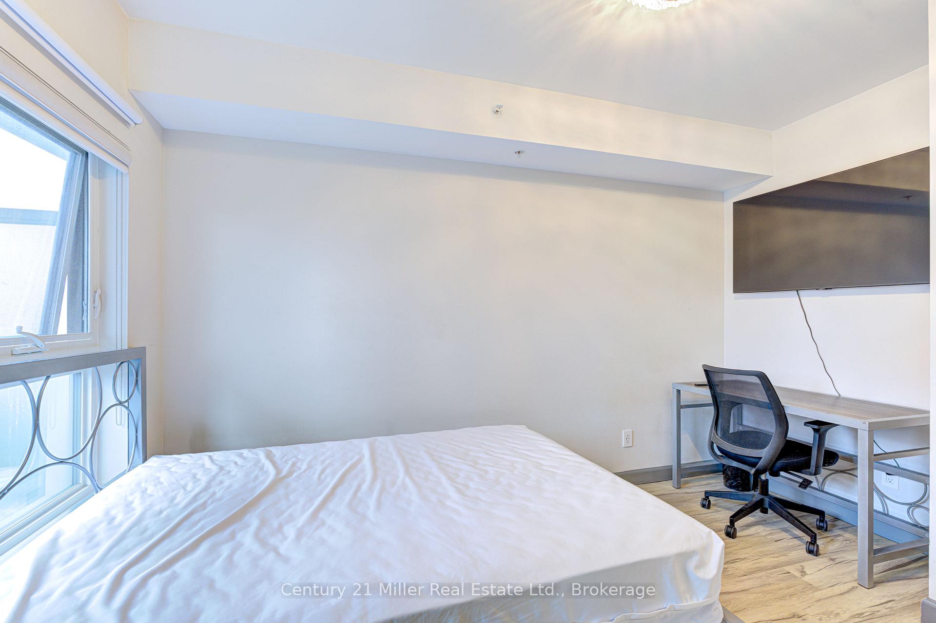 Photo 16 of Unit 181, 258 Sunview Street, Waterloo — HOMEH