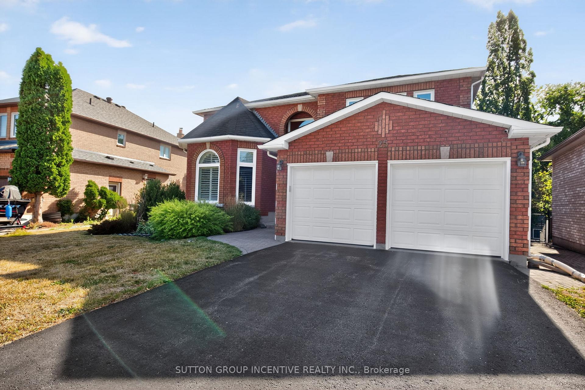 Photo 2 of 25 Brunton Crescent, Barrie, Painswick North — HOMEH