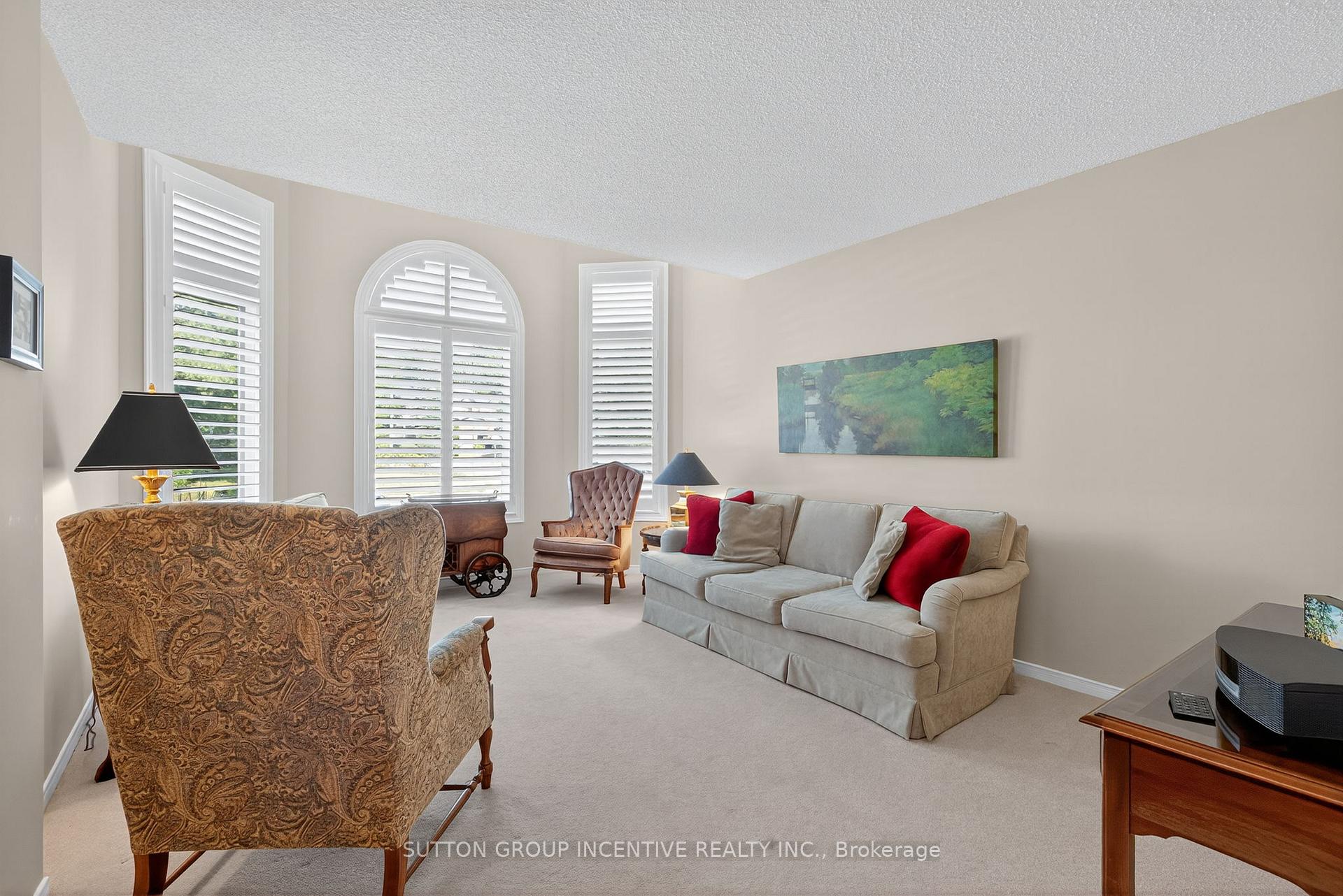 Photo 5 of 25 Brunton Crescent, Barrie, Painswick North — HOMEH