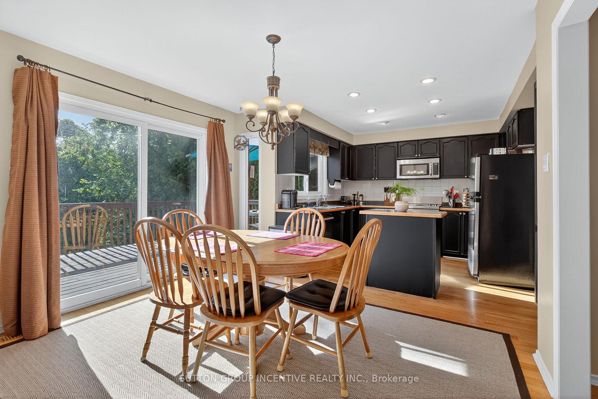 Photo 15 of 25 Brunton Crescent, Barrie, Painswick North — HOMEH