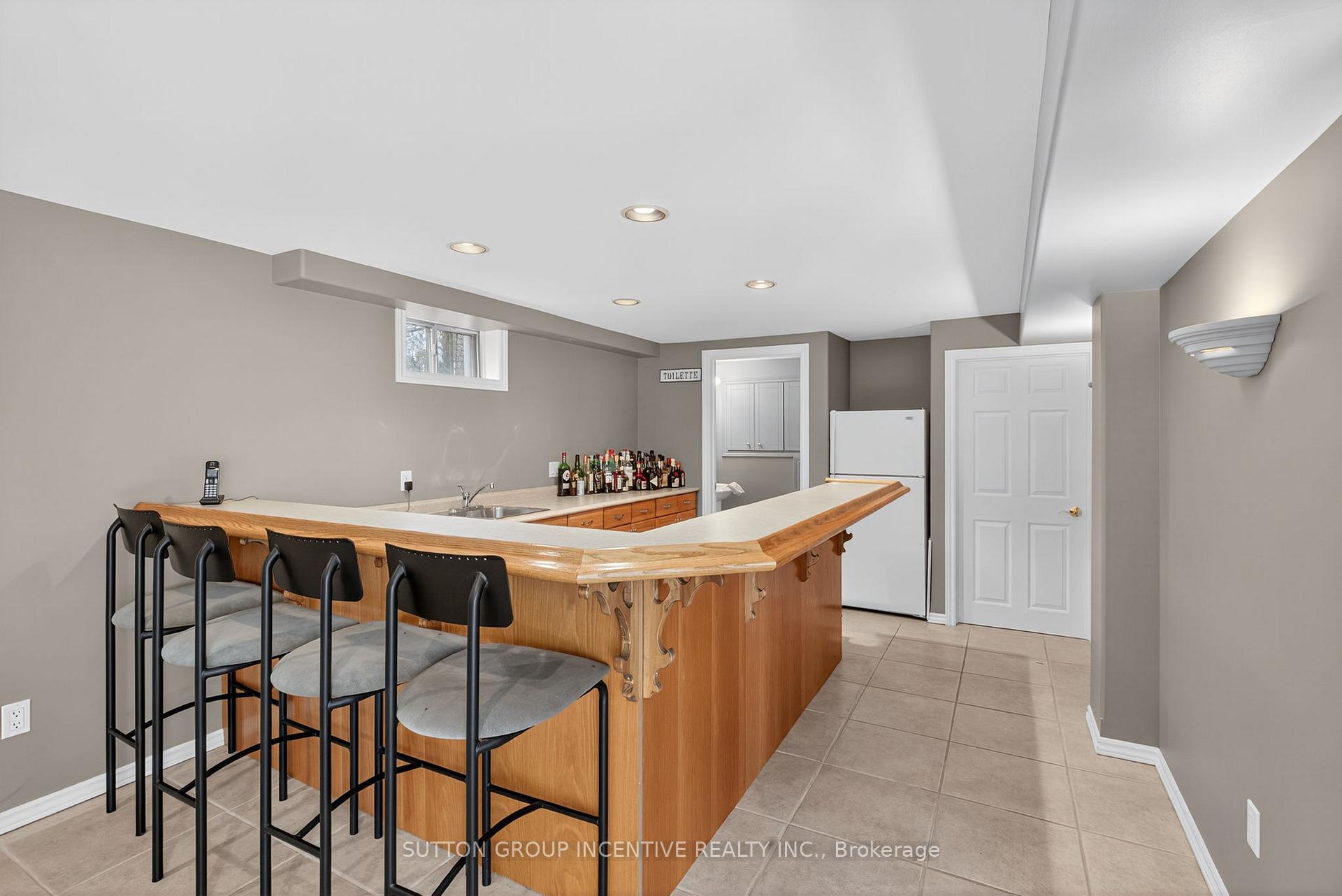 Photo 30 of 25 Brunton Crescent, Barrie, Painswick North — HOMEH