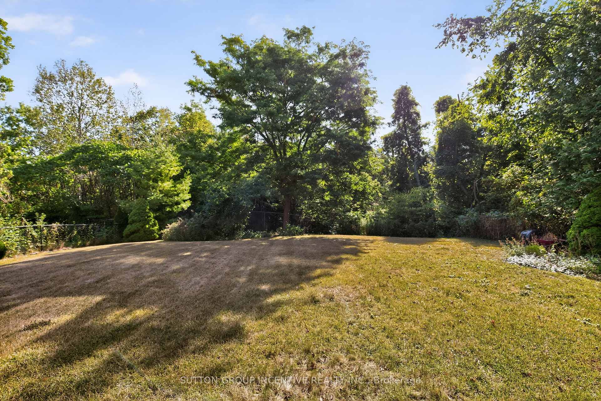 Photo 36 of 25 Brunton Crescent, Barrie, Painswick North — HOMEH