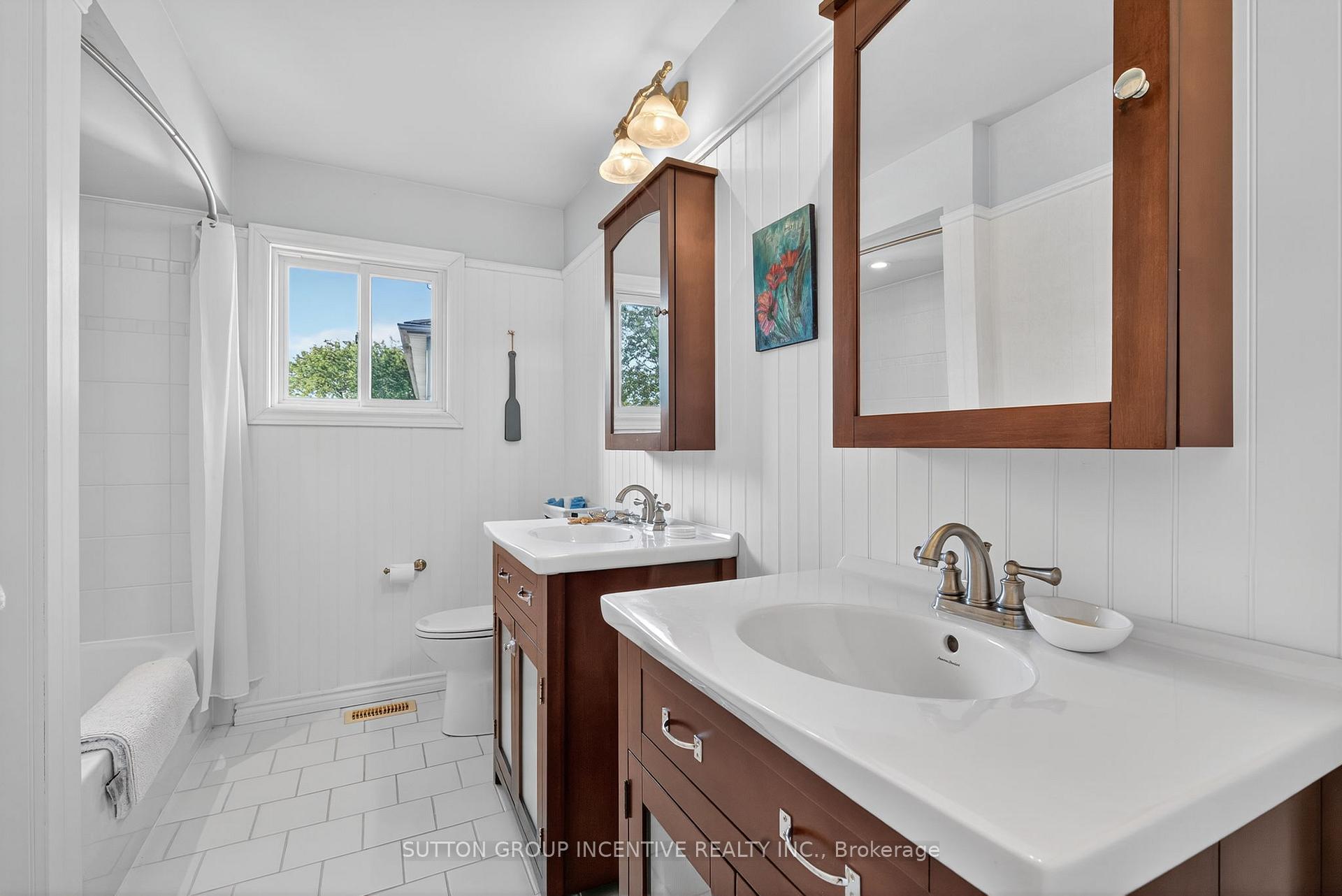 Photo 48 of 25 Brunton Crescent, Barrie, Painswick North — HOMEH