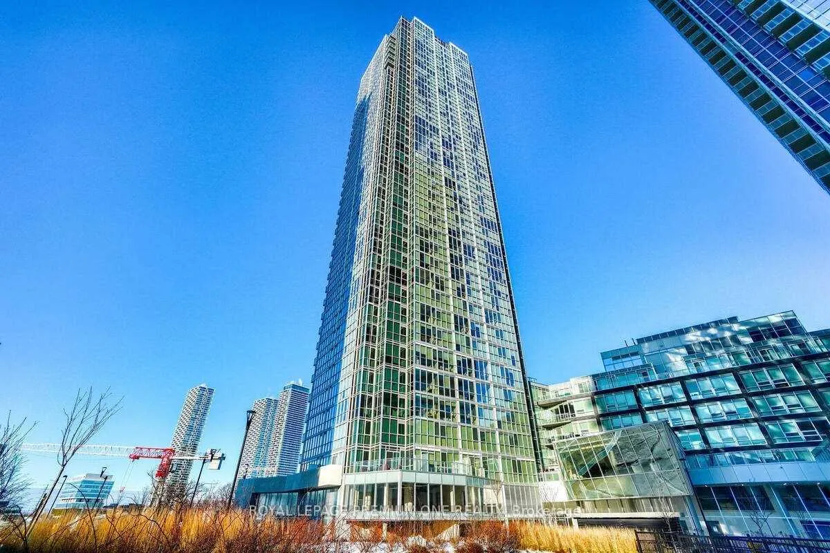 Photo 1 of Unit 611, 2916 Highway 7 Road, Vaughan, Concord — HOMEH