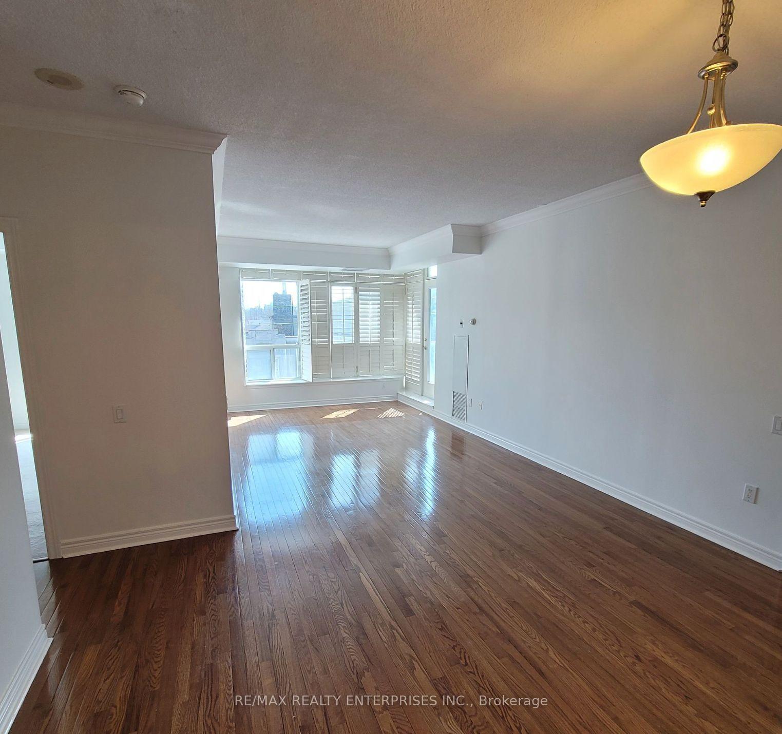 Photo 3 of Unit 408, 2 Edith Drive, Toronto, Yonge-Eglinton — HOMEH