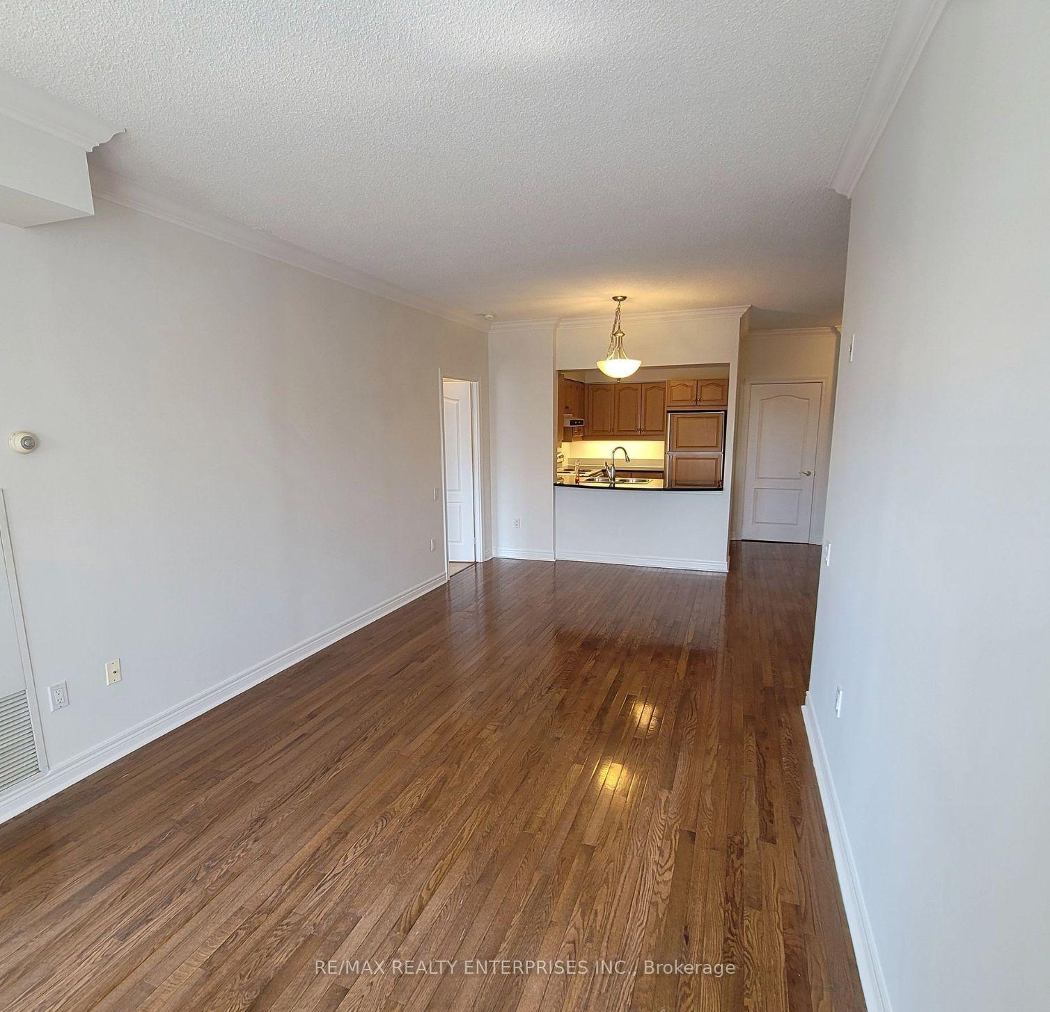Photo 5 of Unit 408, 2 Edith Drive, Toronto, Yonge-Eglinton — HOMEH