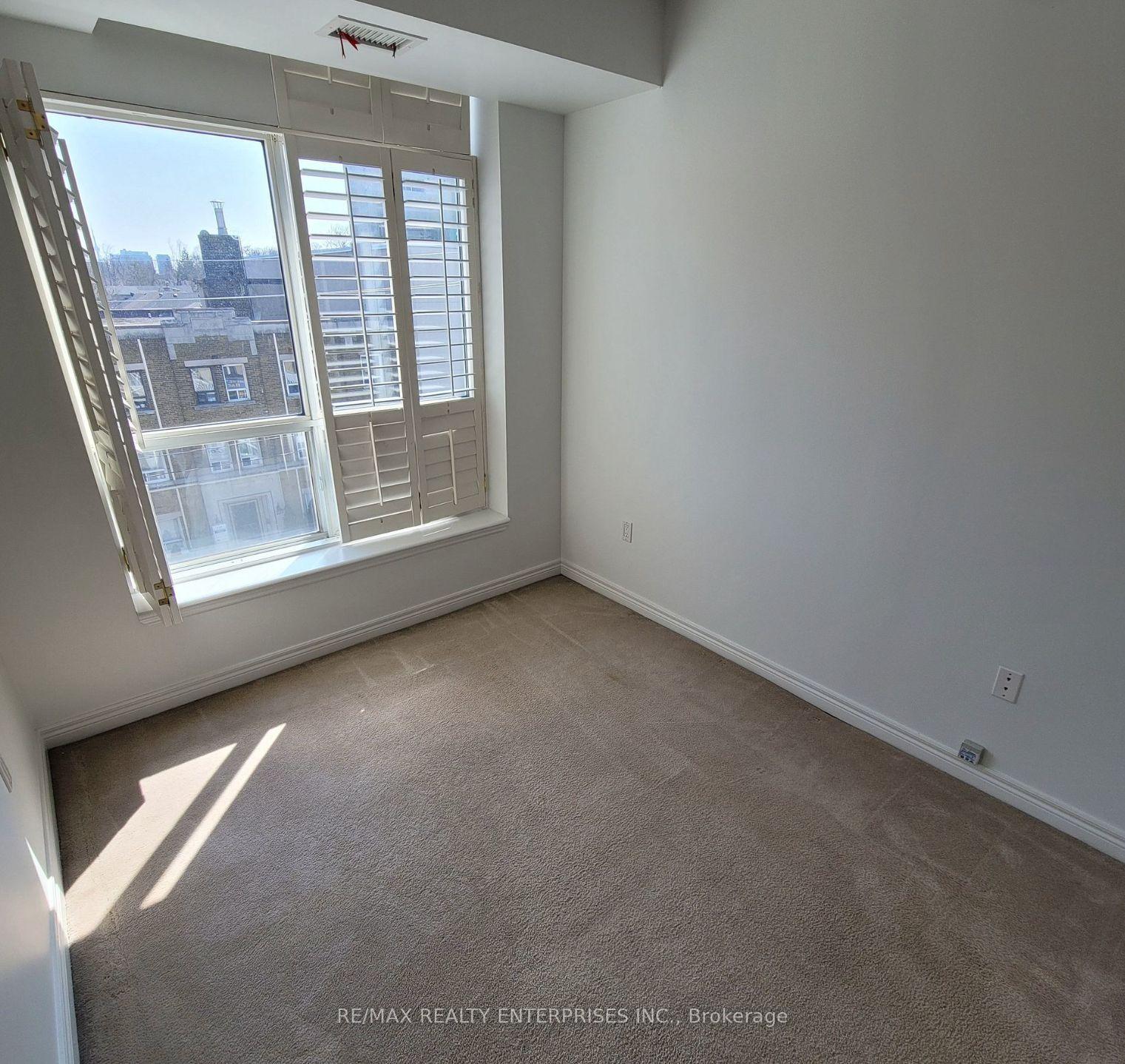 Photo 11 of Unit 408, 2 Edith Drive, Toronto, Yonge-Eglinton — HOMEH