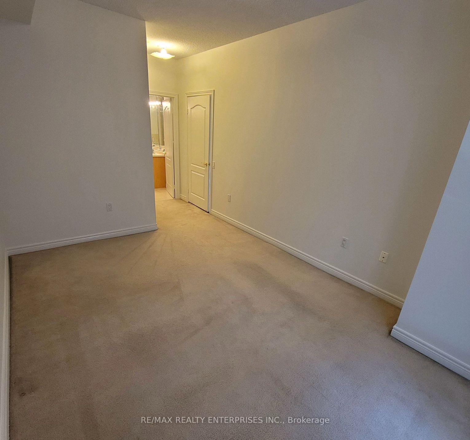 Photo 16 of Unit 408, 2 Edith Drive, Toronto, Yonge-Eglinton — HOMEH