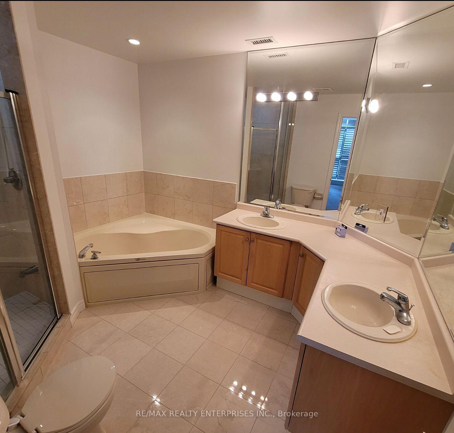 Photo 17 of Unit 408, 2 Edith Drive, Toronto, Yonge-Eglinton — HOMEH