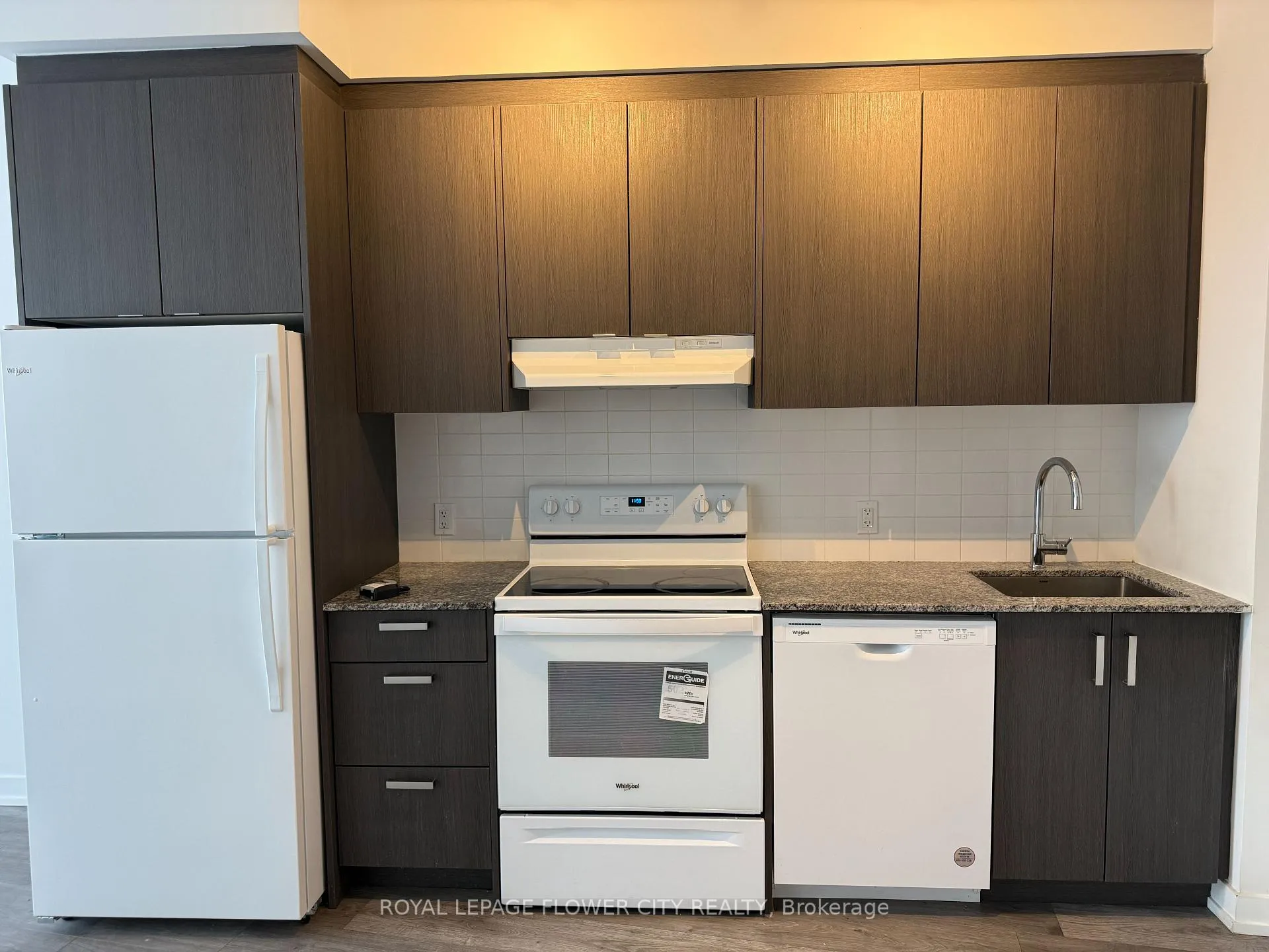 Photo 4 of Unit 114, 1010 Dundas Street E, Whitby, Pringle Creek — HOMEH