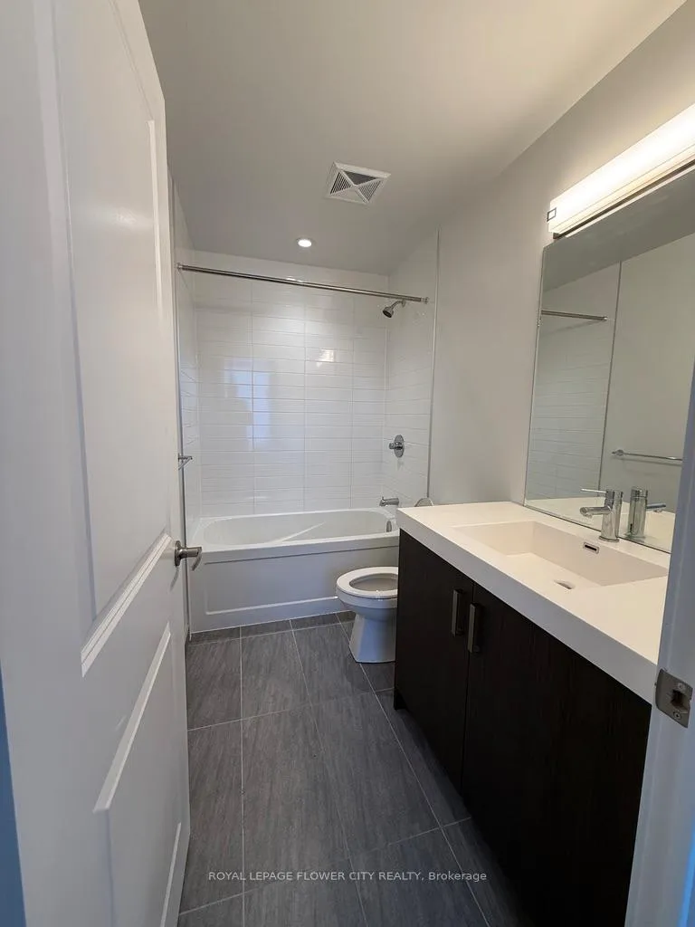 Photo 9 of Unit 114, 1010 Dundas Street E, Whitby, Pringle Creek — HOMEH
