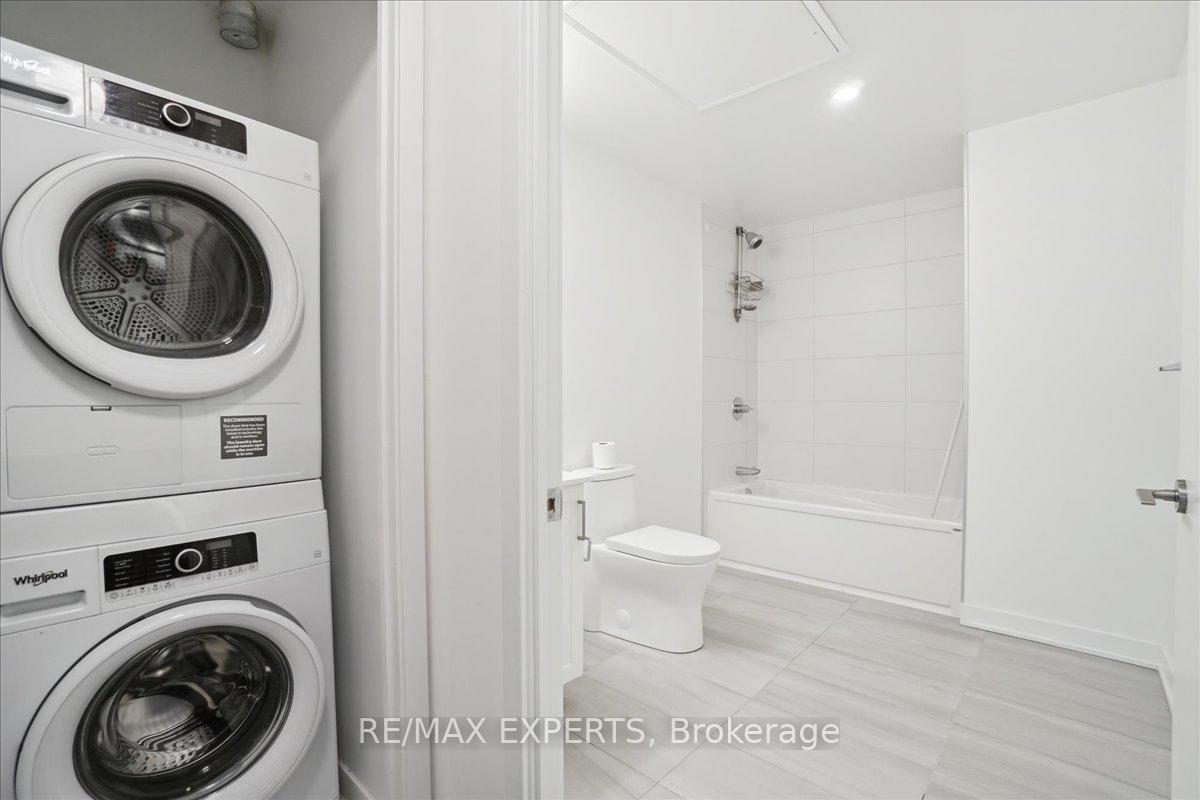 Photo 19 of Unit 209, 681 Yonge Street, Barrie, Painswick South — HOMEH