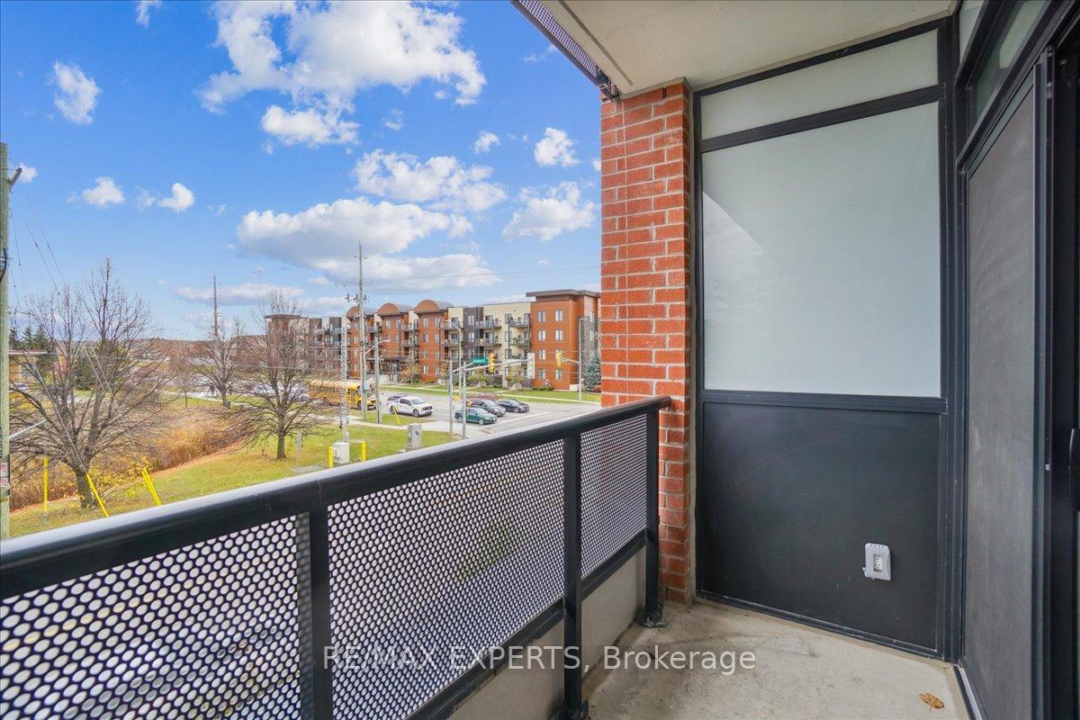 Photo 22 of Unit 209, 681 Yonge Street, Barrie, Painswick South — HOMEH
